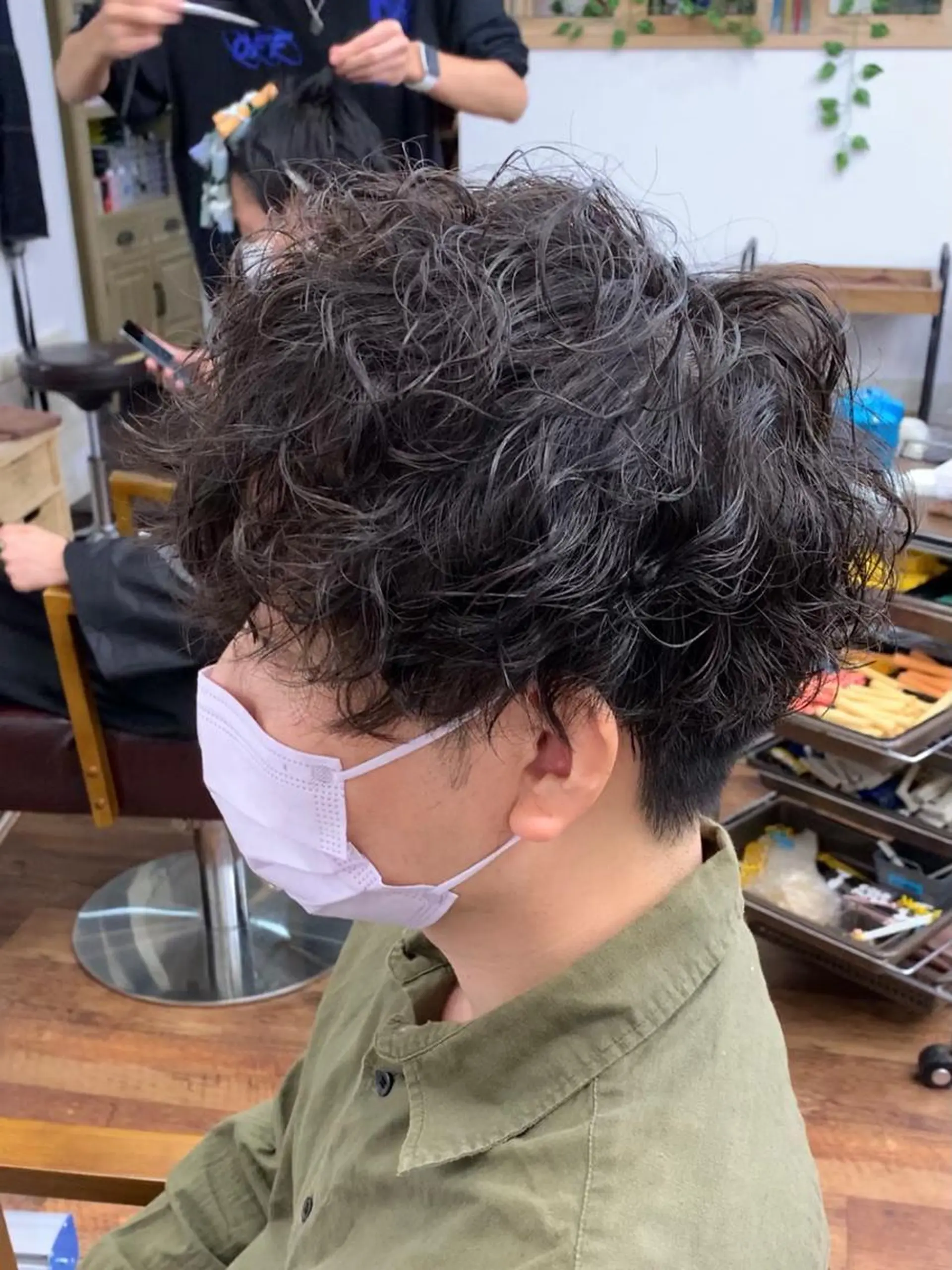 ショート パーマ メンズ クセを最大限に活かす メンズパーマ奈良大祐のヘアスタイル