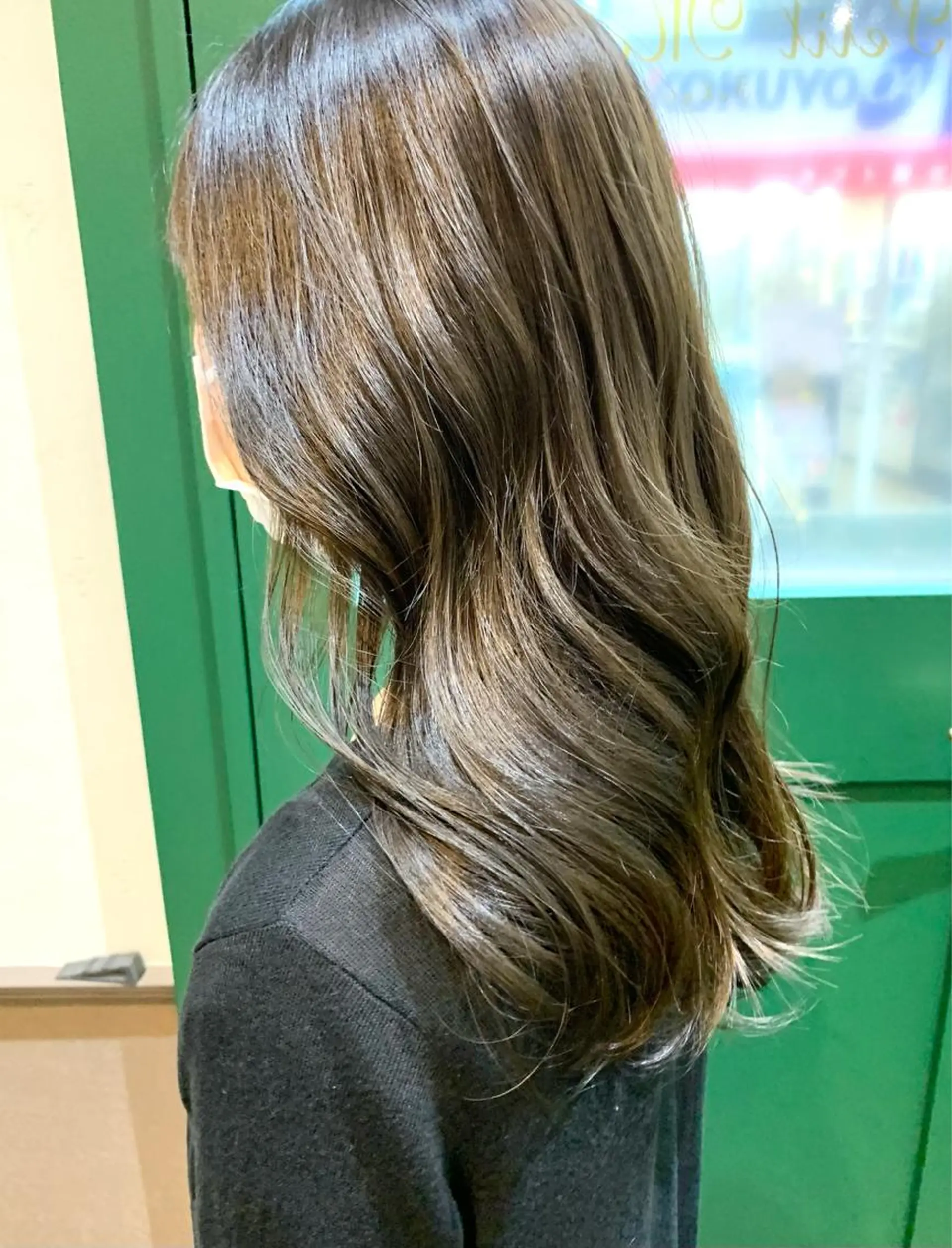 セミロング アッシュ カット ヘアカラー トリートメント Petit Maison Tokyo所属・🦋ショートカット 🦋Yu-Kiのヘアスタイル