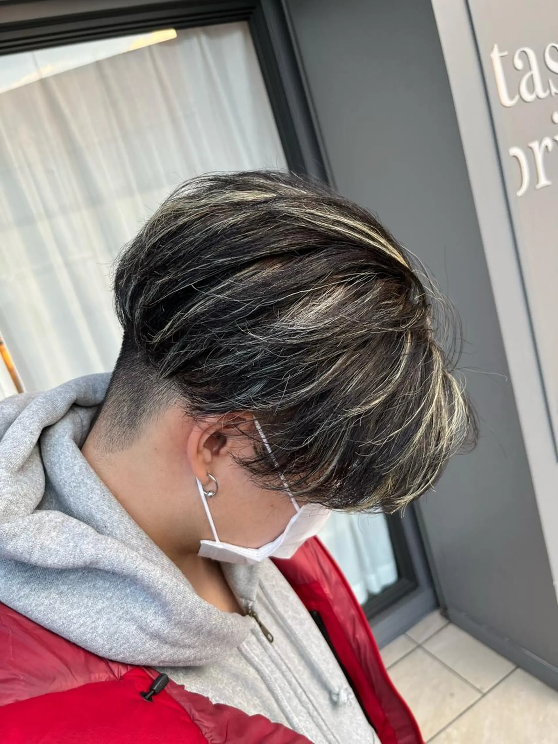 カラー メンズ メンズハイライト ハイライトカラー カット ヘアカラー 🇨🇦海外美容師 FUMA🇨🇦のヘアスタイル