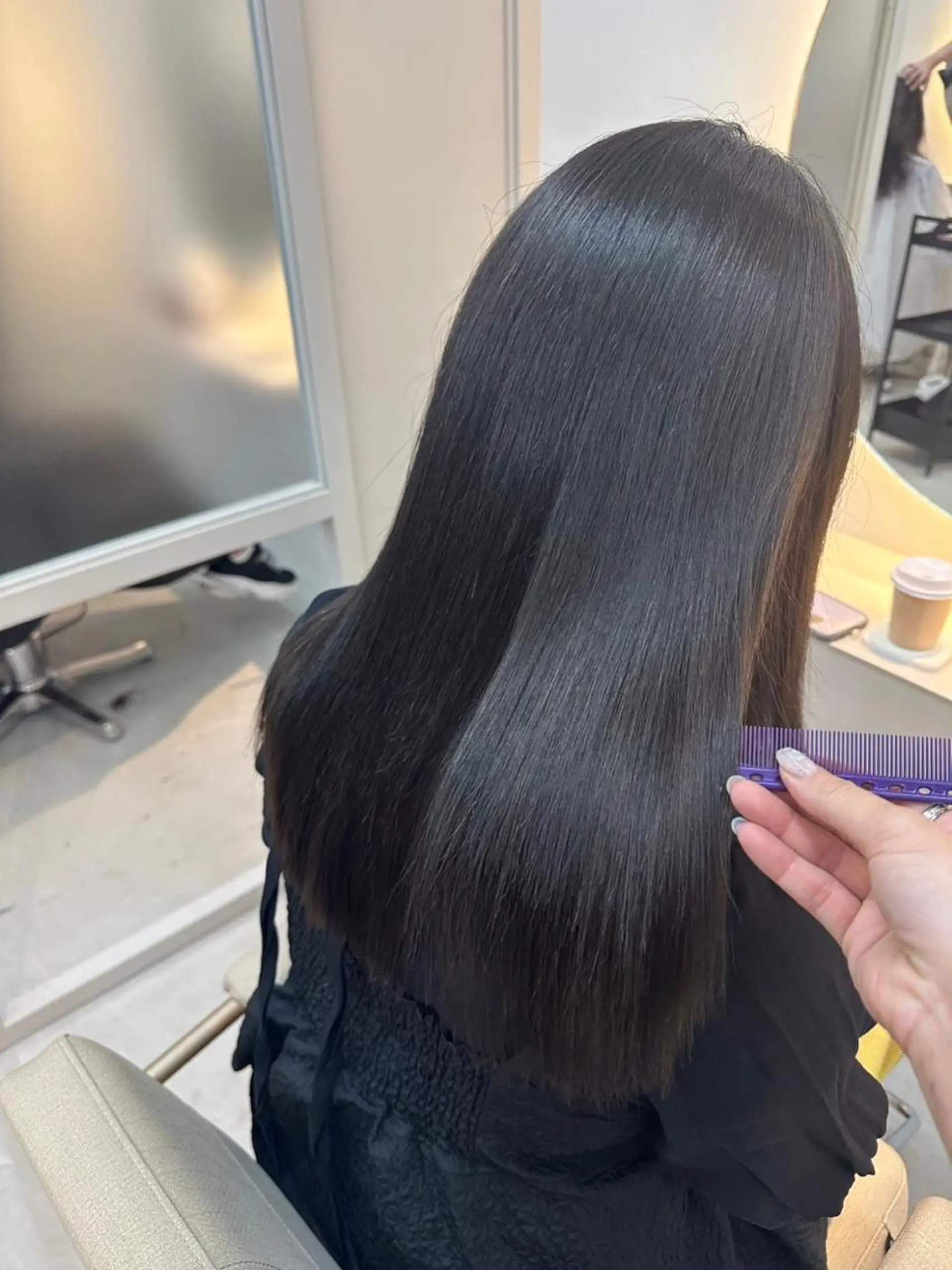 ロング 鹿毛 裕一郎のヘアスタイル