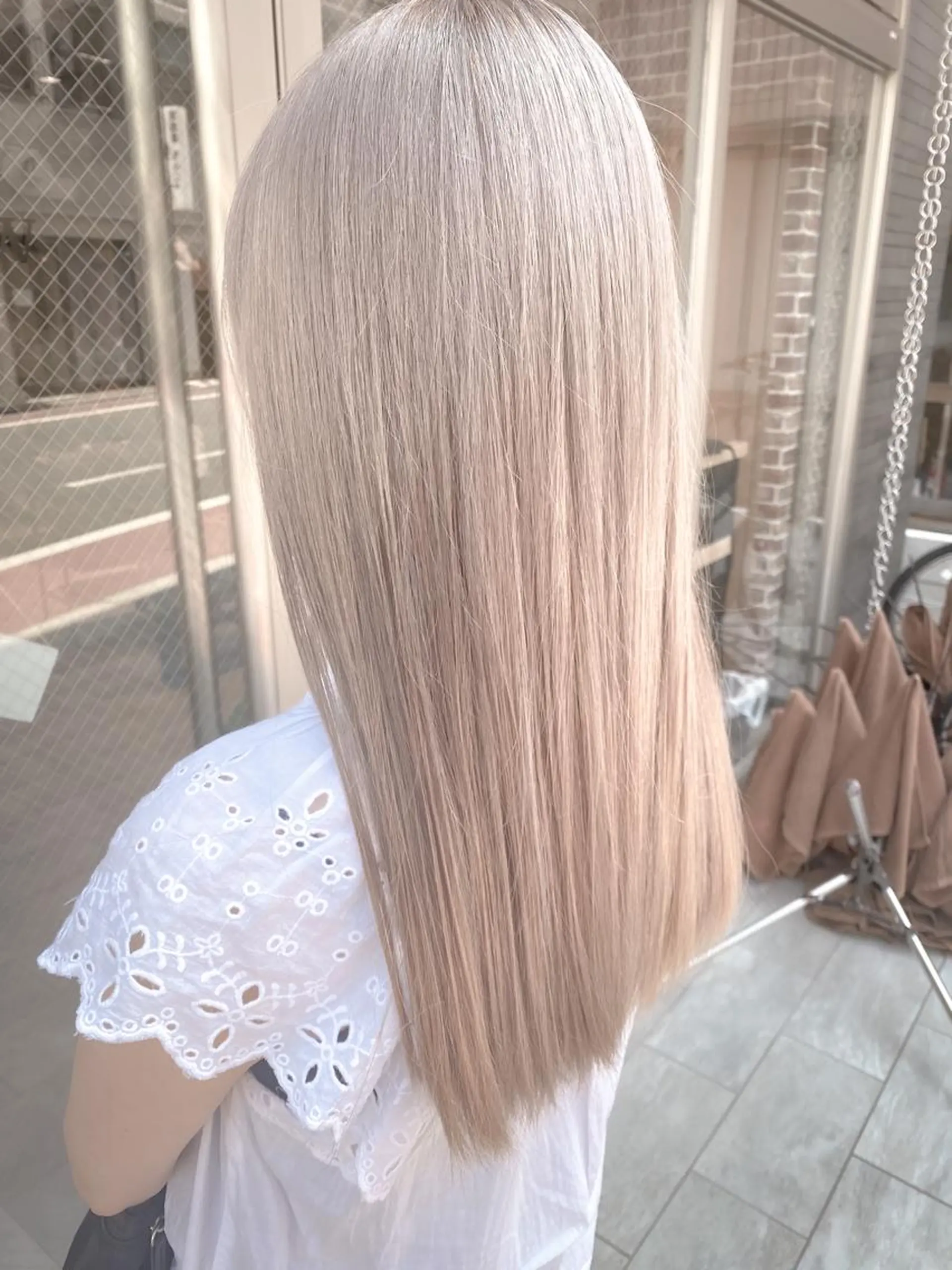 ミディアム カラー ブロンド ホワイトブロンド neuk所属・入木田 駿佑のその他イメージ