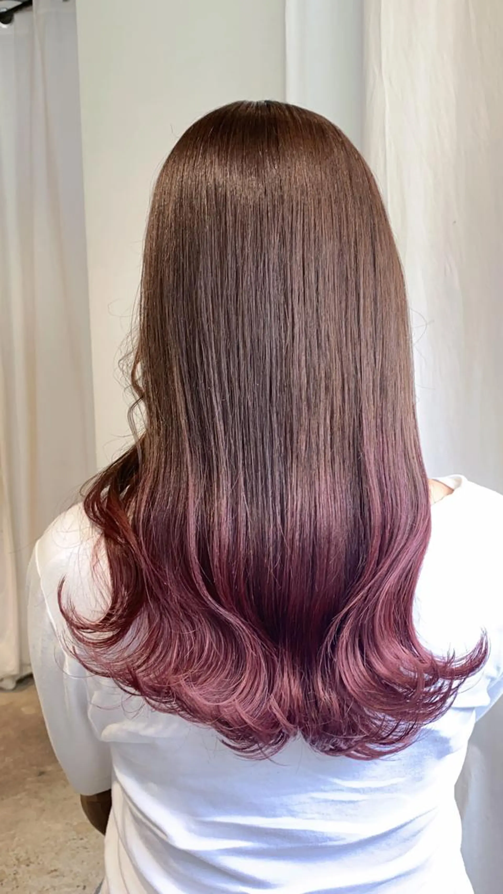 セミロング ショートボブ アッシュ ボブ 外国人風カラー ハイライト ヘアカラー トリートメント ヘッドスパ ヘアセット メンズツイスパ ショートフクヤマシンのヘアスタイル