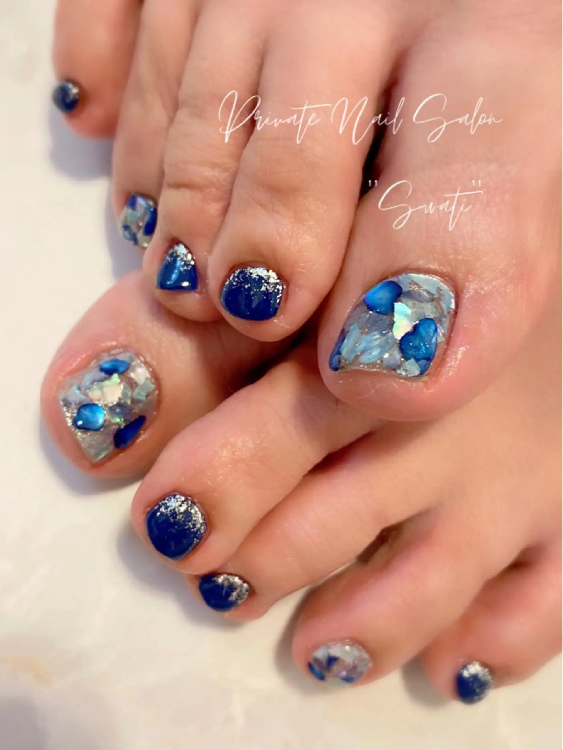 ネイル アートネイル フットネイル オフィスネイル 夏ネイル yuko （ネイリスト）のネイルデザイン