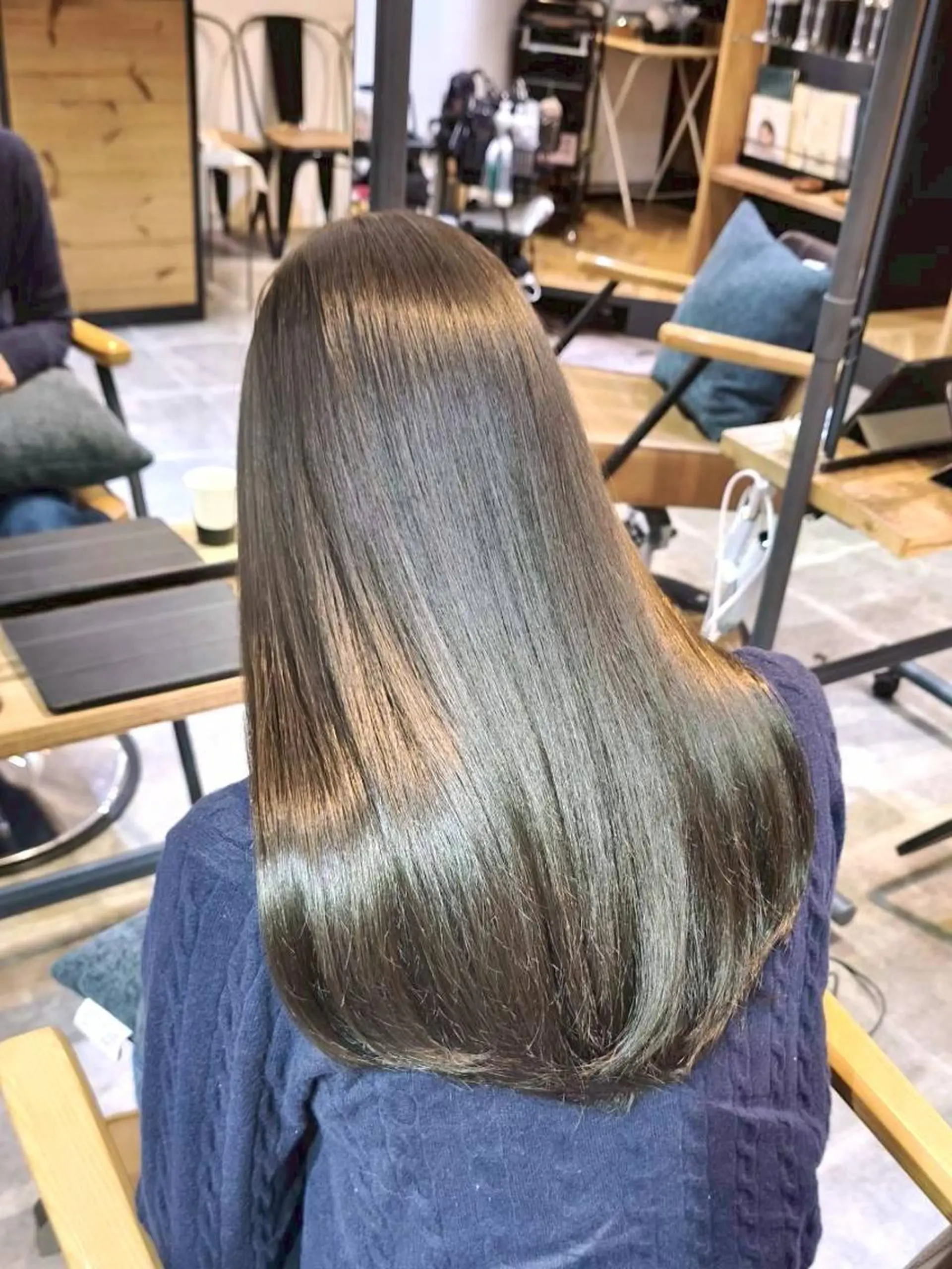 セミロング カラー ショートボブ セミロングパーマ バレイヤージュ ブリーチ ブラウンカラー カット ヘアカラー トリートメント N° il duca 札幌のヘアスタイル