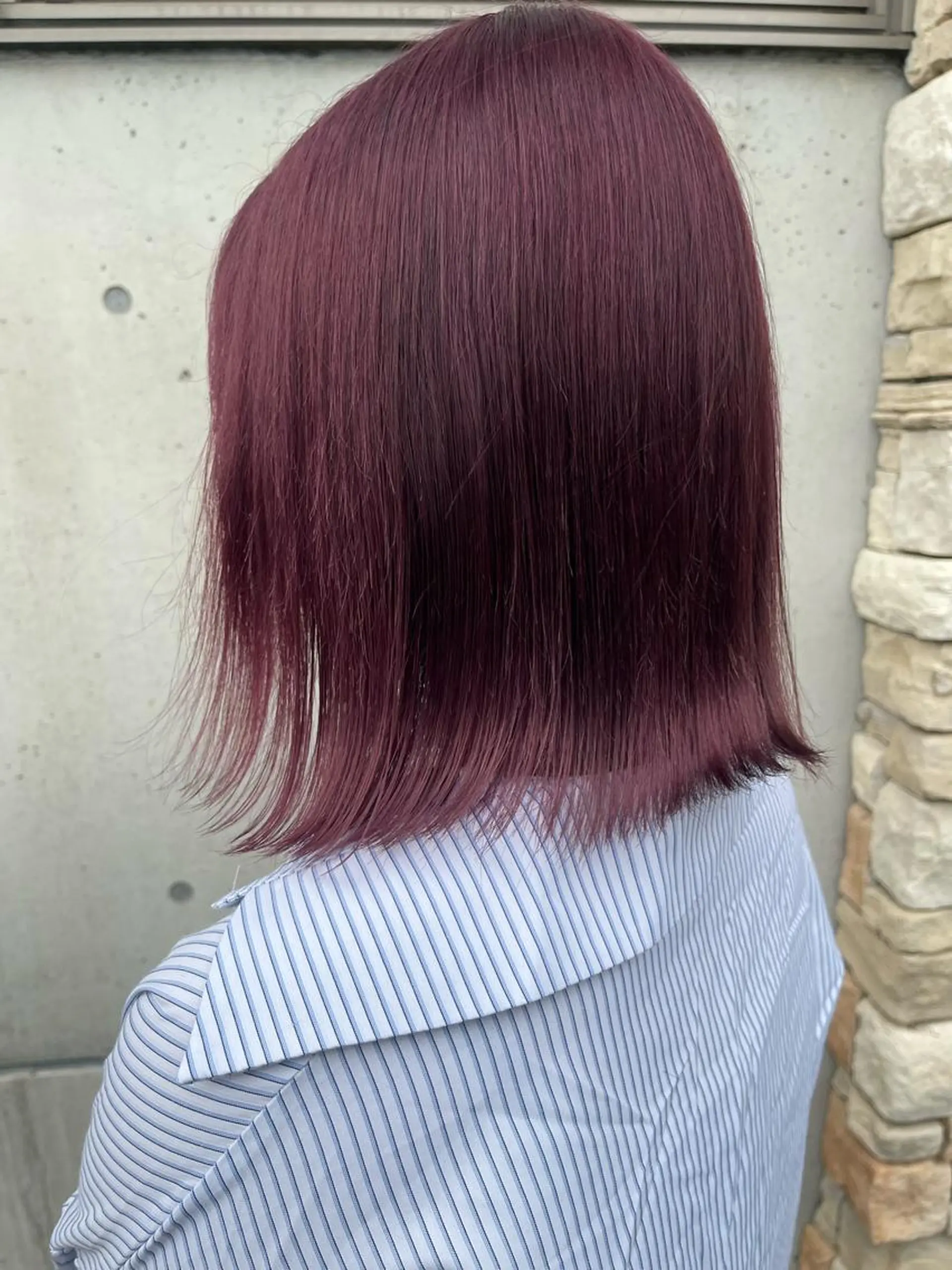 ミディアム ワタナベ アオイのヘアスタイル