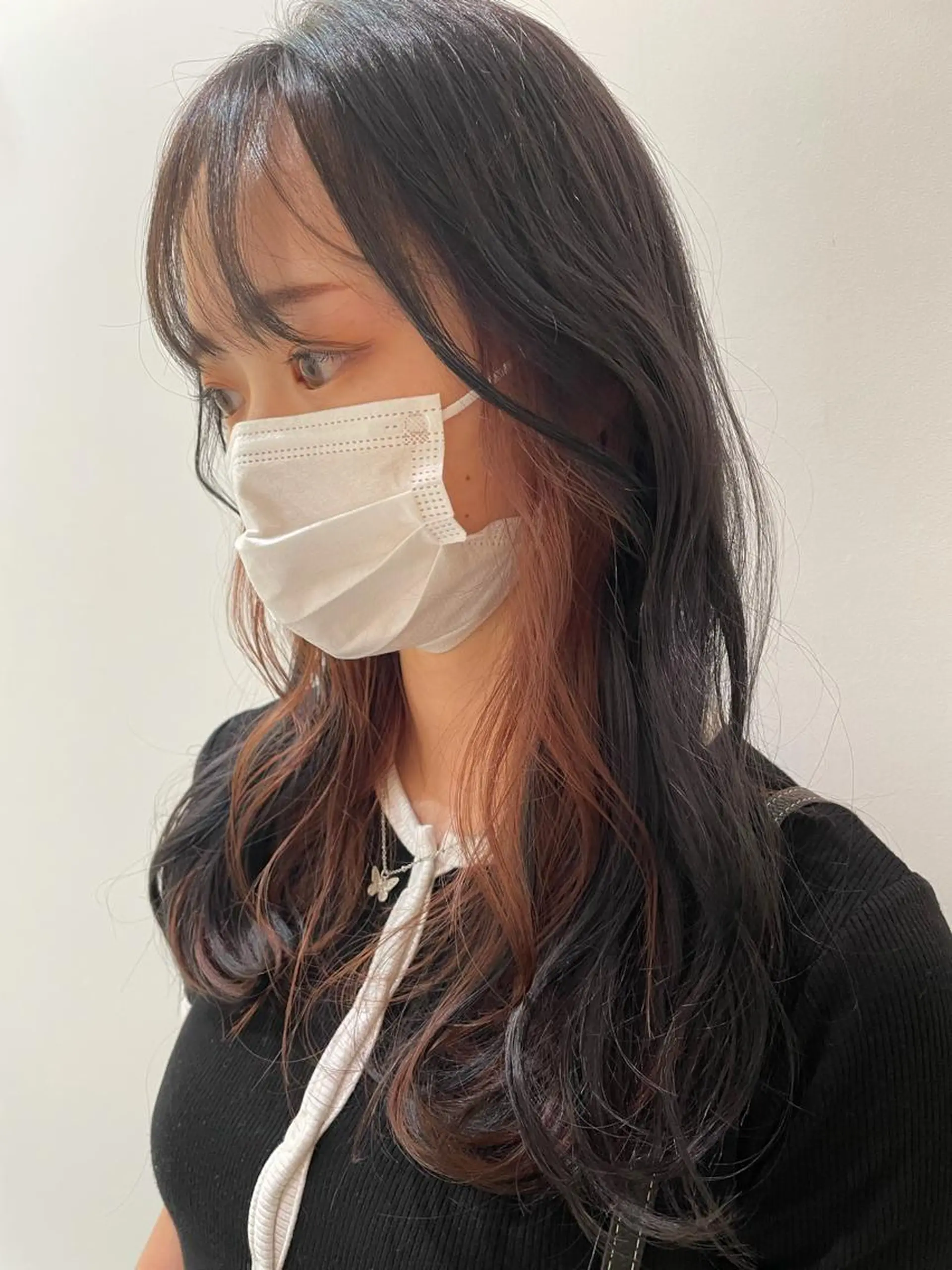 セミロング カラー 高梨 菜々のヘアスタイル