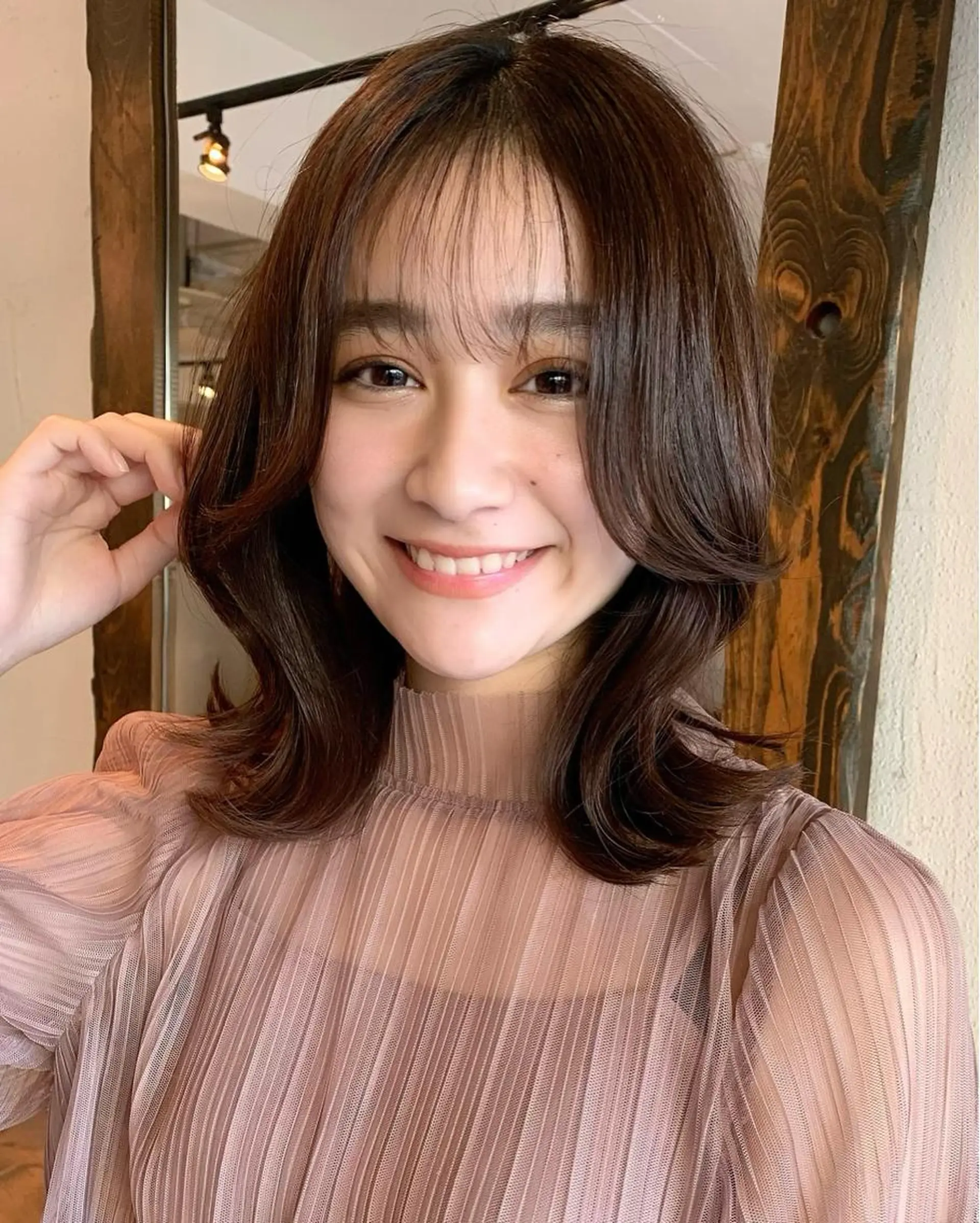 ミディアム カラー 透明感/オリーブ/ グレージュ/YUKAのヘアスタイル