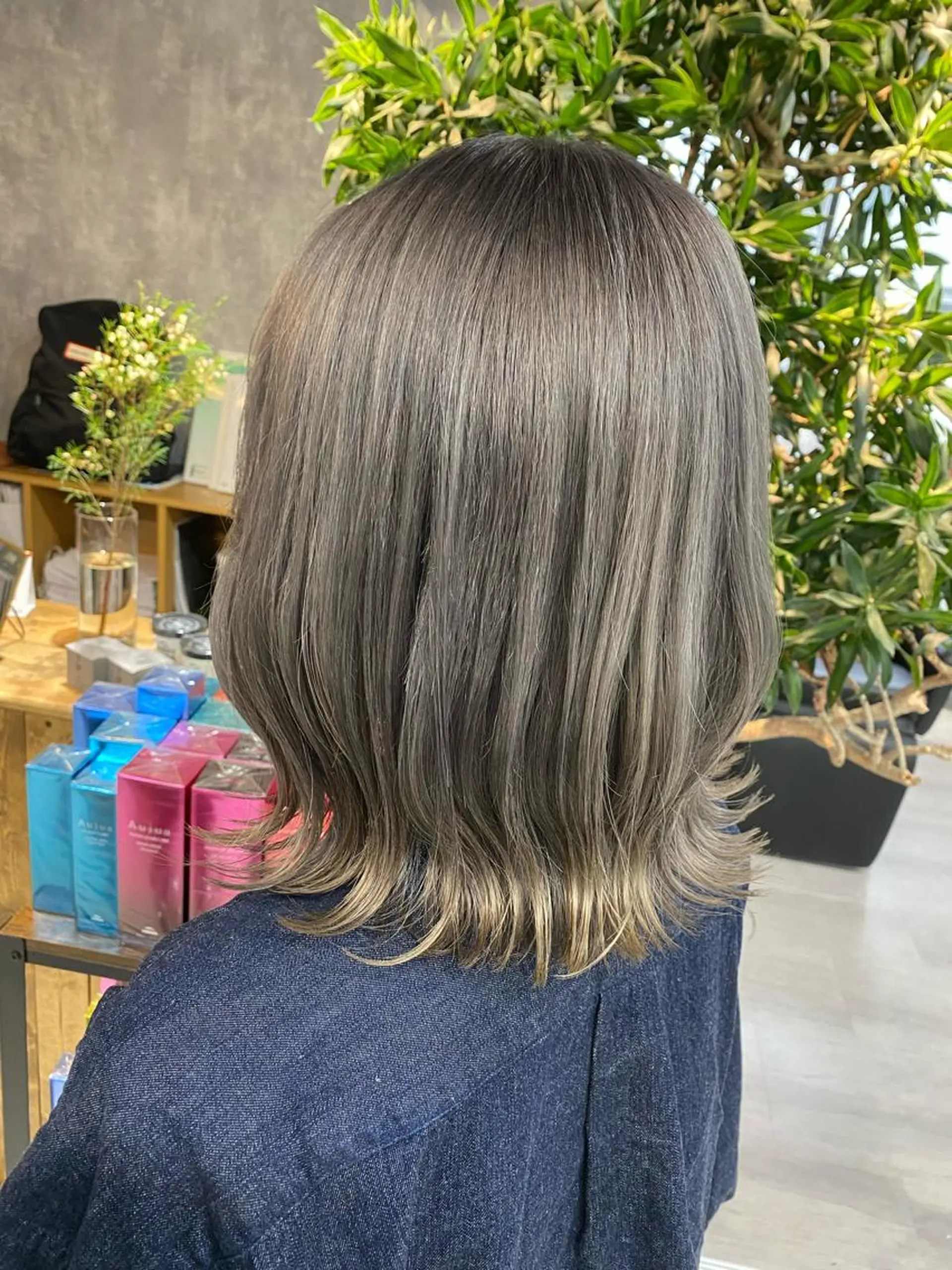 ミディアム 【.ico】心斎橋/ ウルフ/飛田ゆうきのヘアスタイル