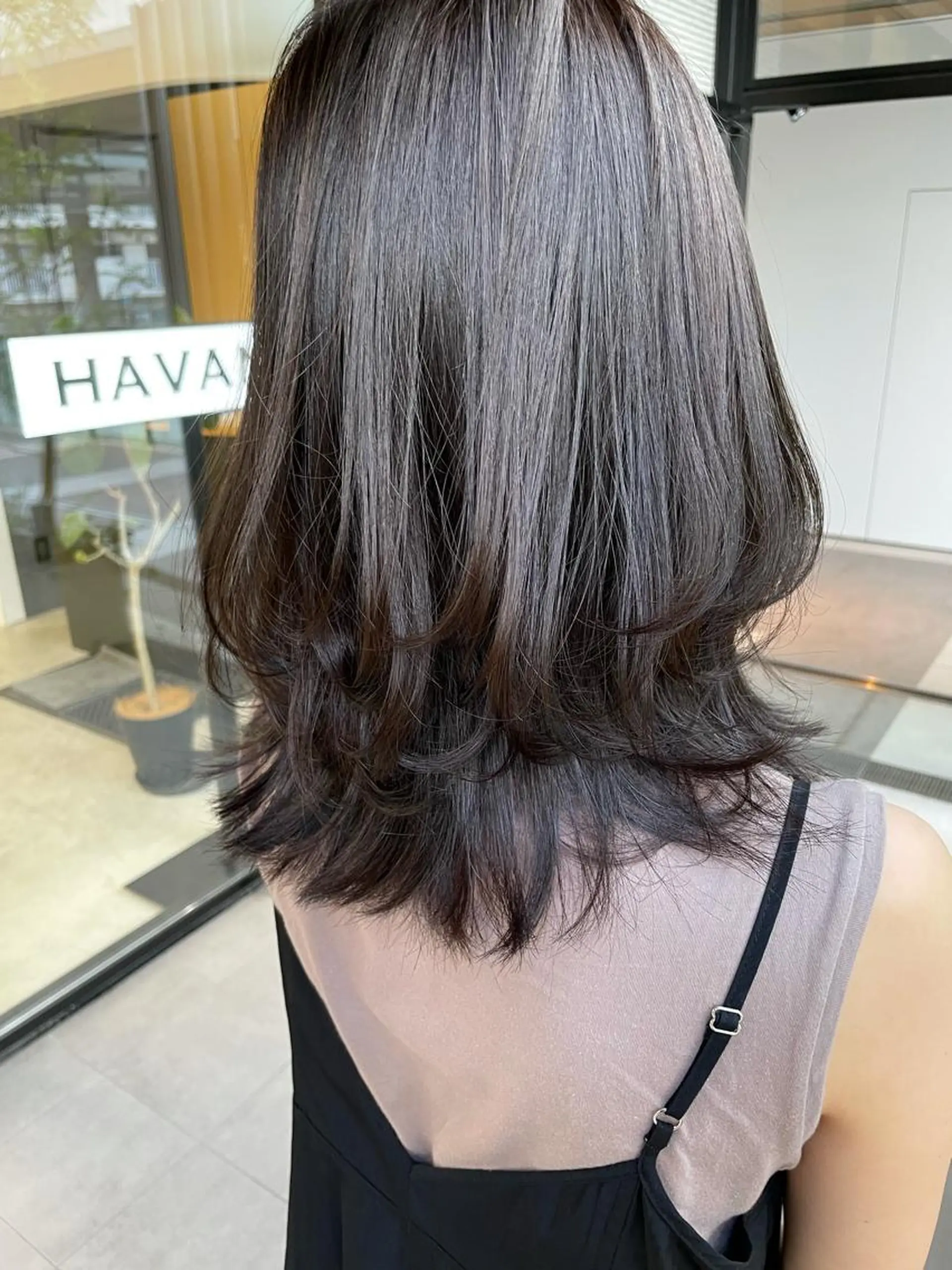 ミディアム カラー マエダ リョウのヘアスタイル