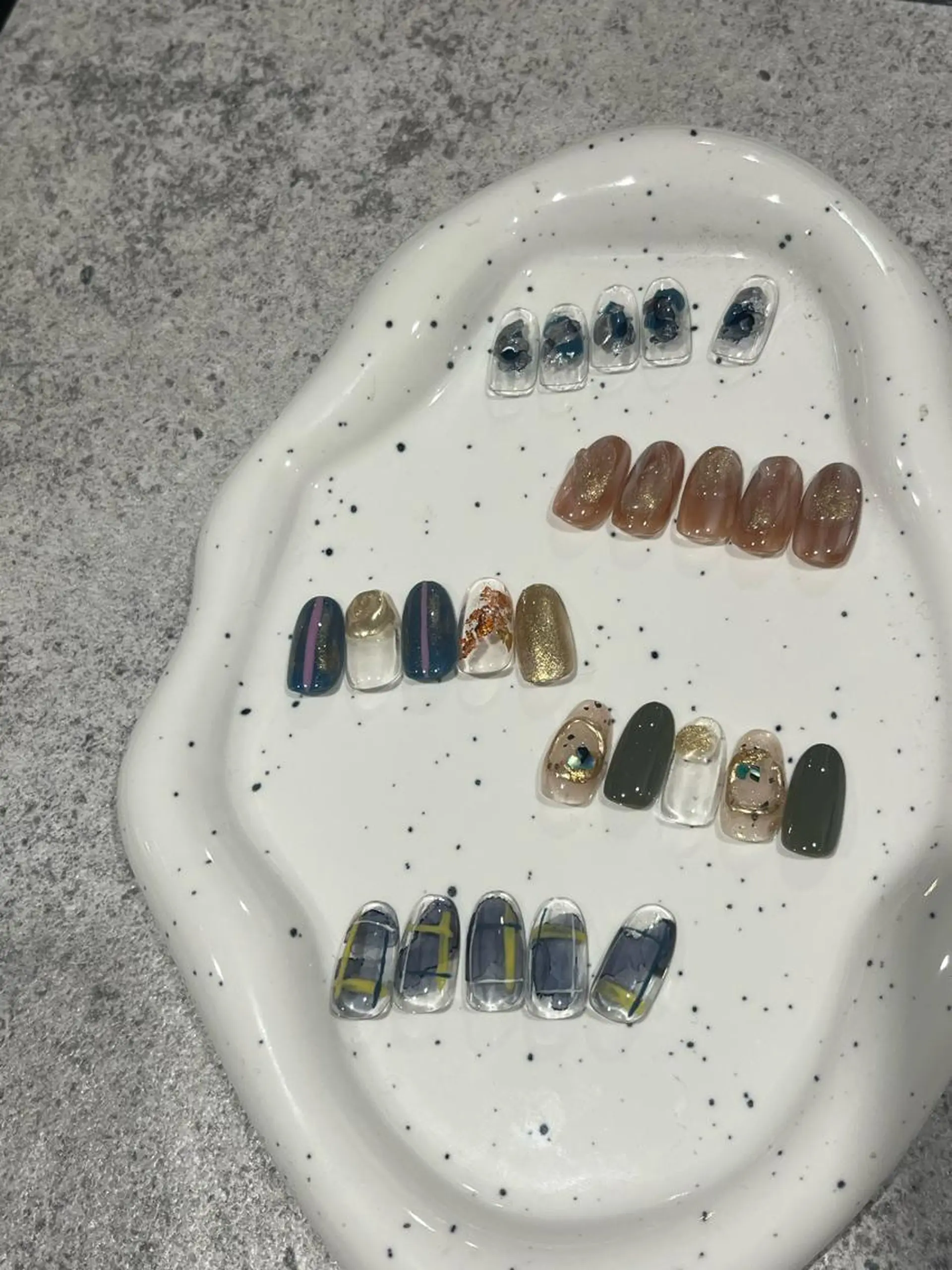 ネイル favori名古屋 片平のネイルデザイン