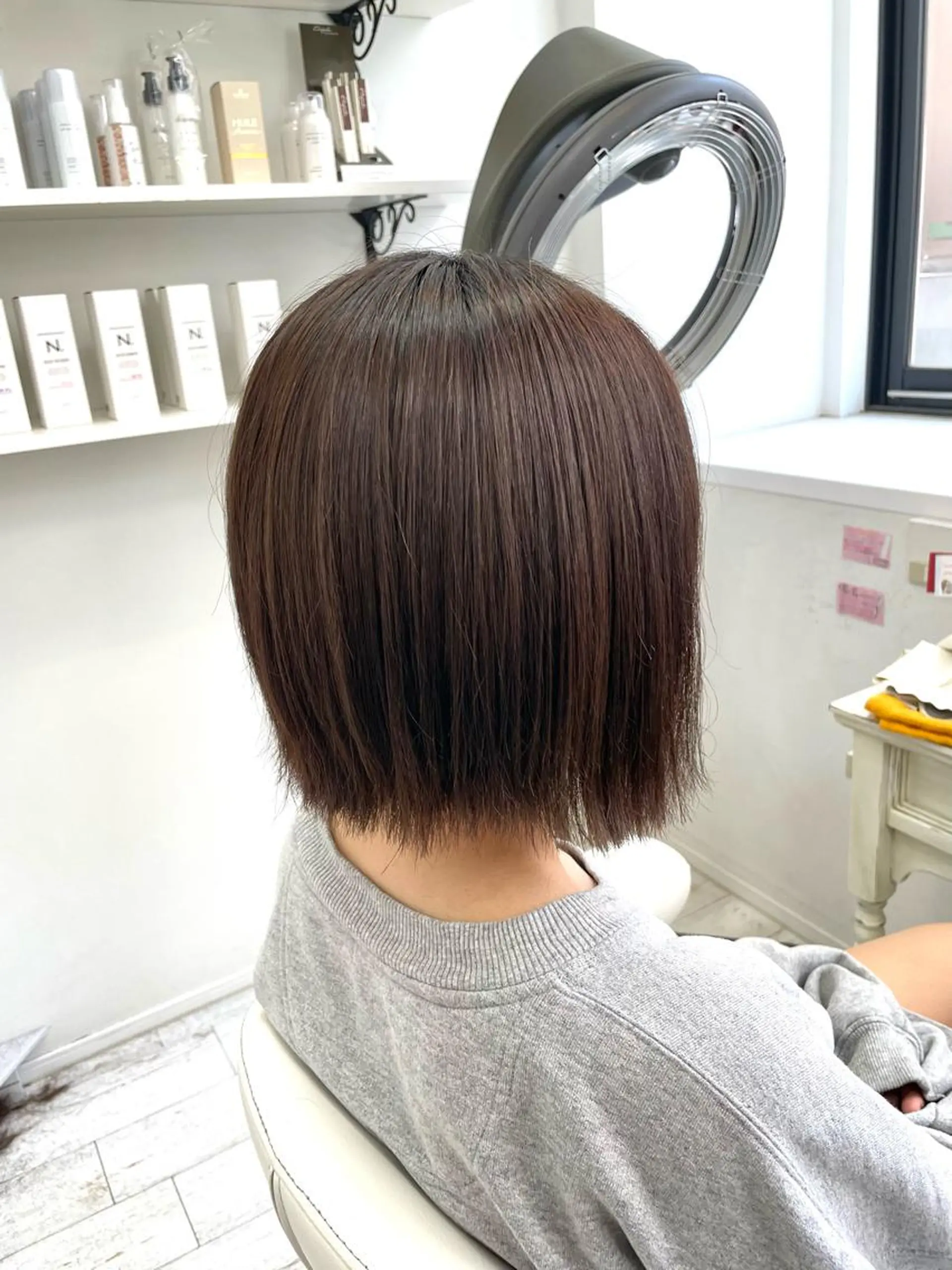 ショート ショートヘア 外ハネヘア カット ヘアカラー 新籾 尚哉のヘアスタイル