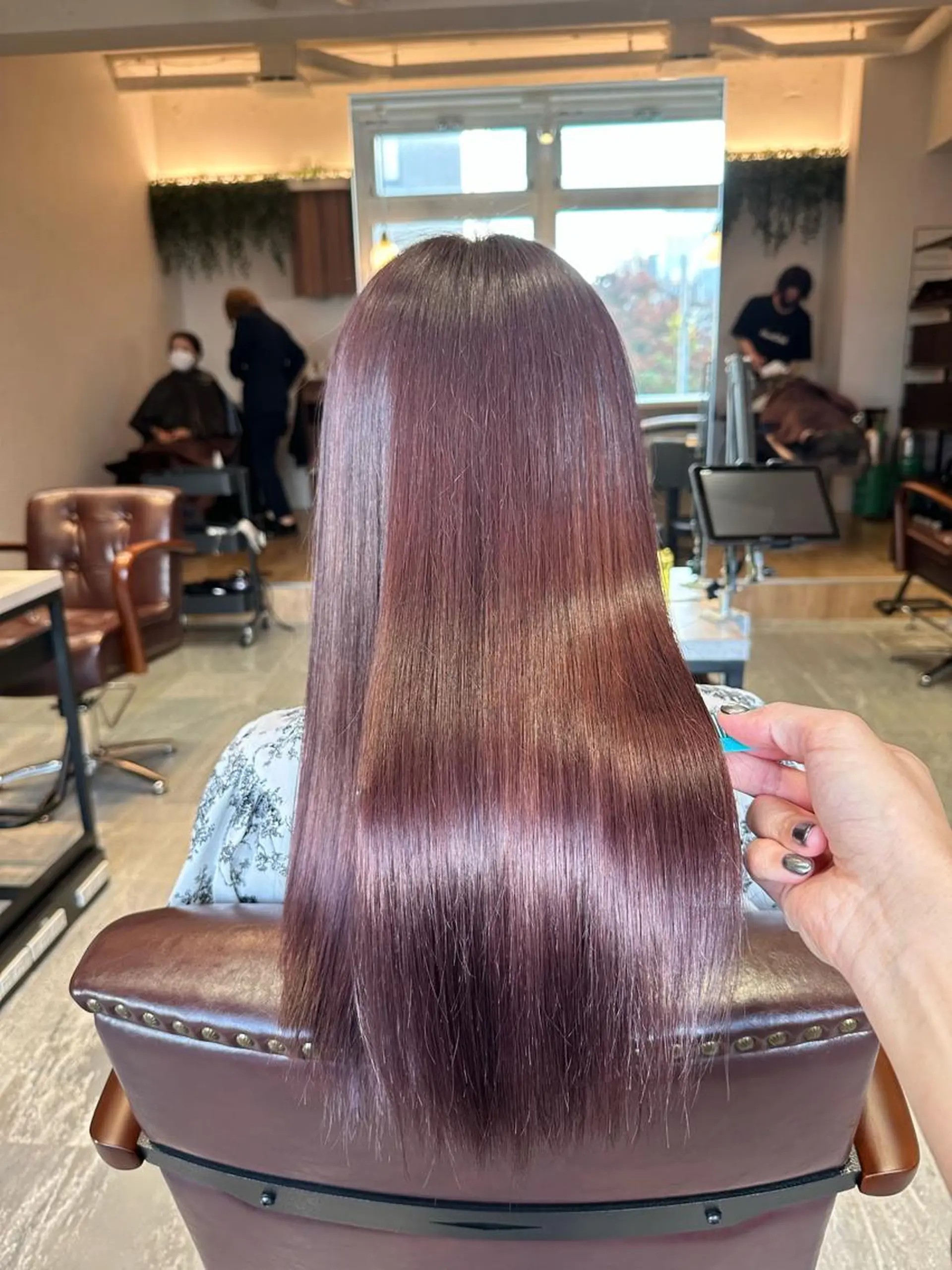 セミロング カット ヘアカラー トリートメント 美髪美容師 くぼた店長🫧のヘアスタイル