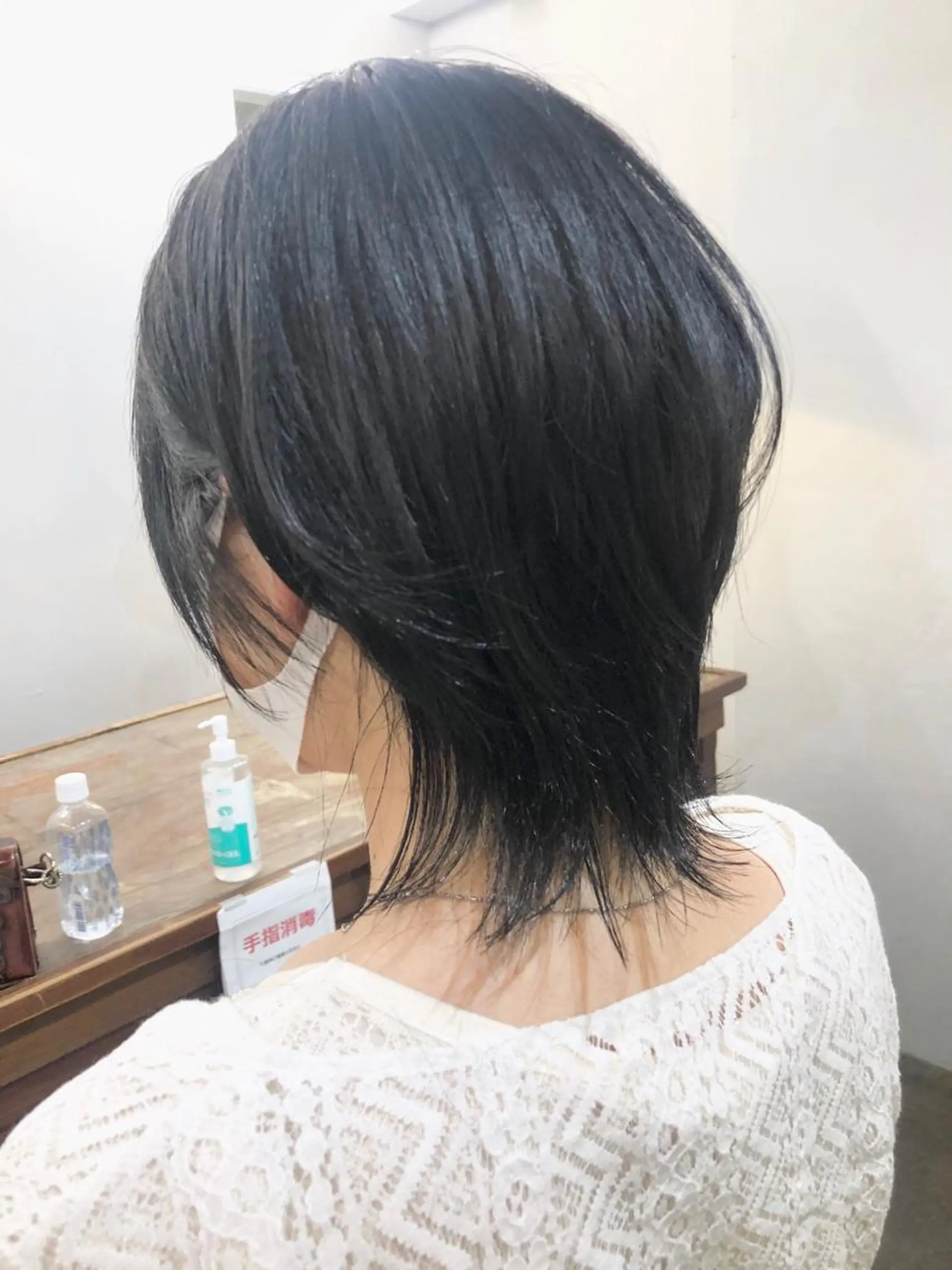 ショート カラー 黒髪 ブルーカラー ブルーブラック ボブ ウルフカット カット ヘアカラー 千葉 郁也のヘアスタイル
