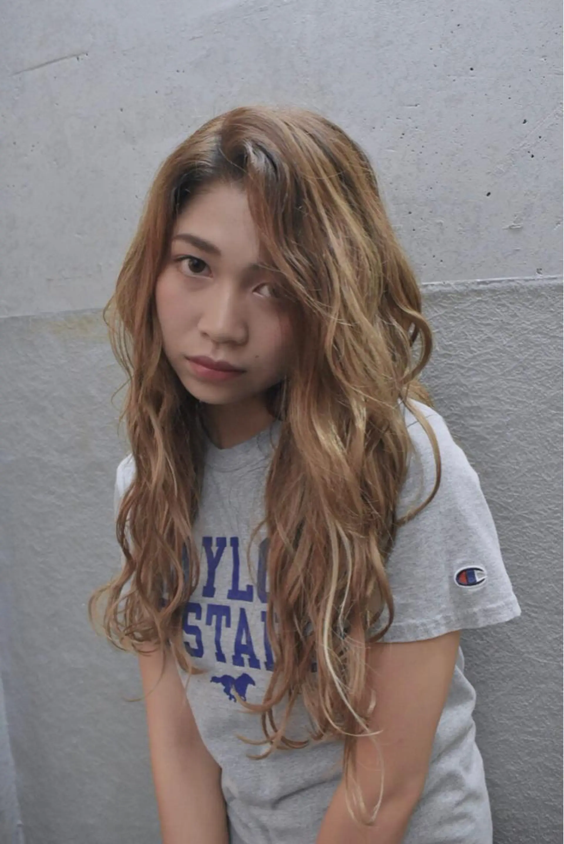 ロング カラー ベージュカラー ハイトーンカラー ヘアカラー トリートメント ✨髪質改善縮毛矯正✨ 宇田川修平のエステ・リラクイメージ