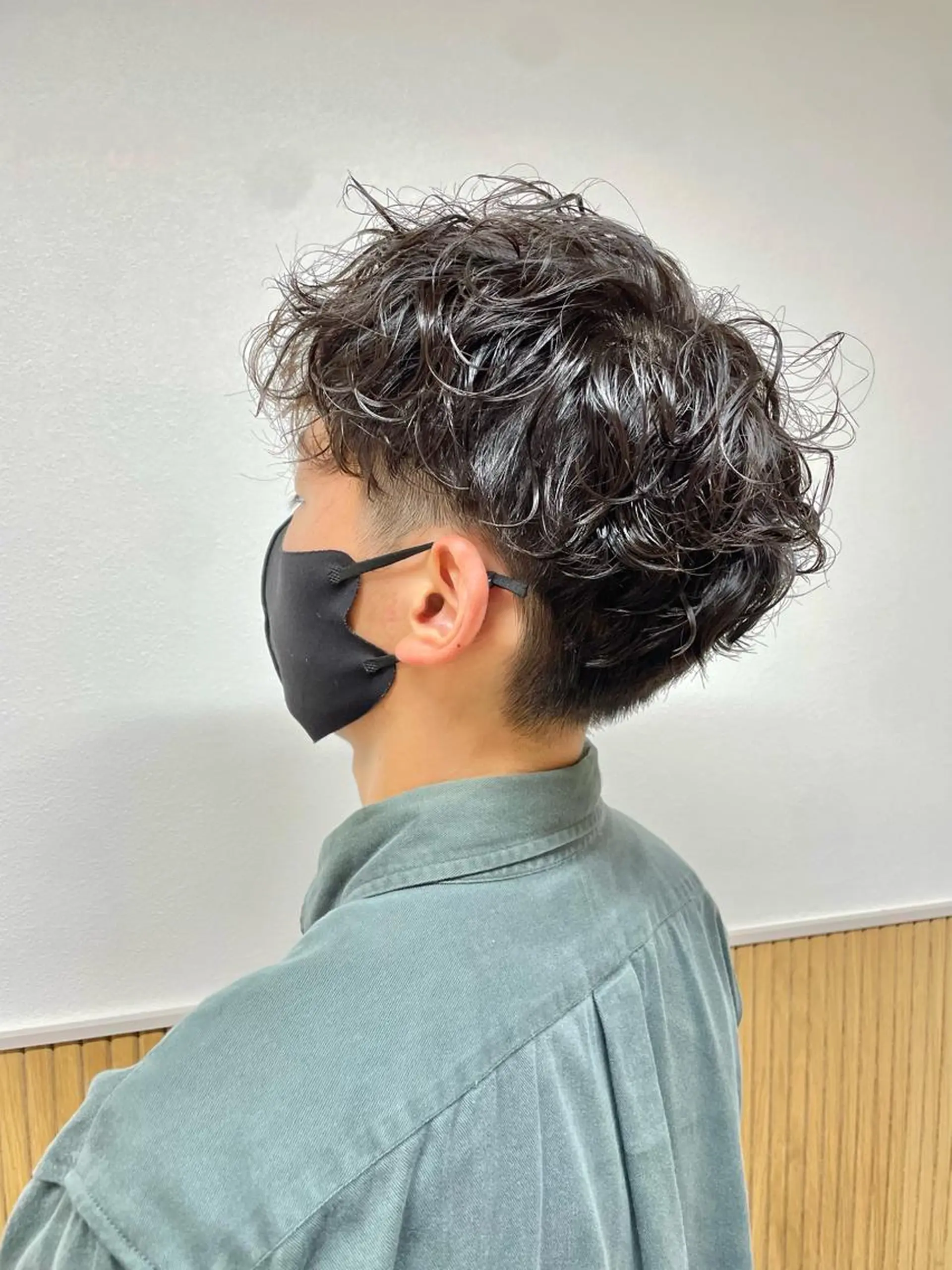 パーマ メンズ メンズパーマ ニュアンスパーマ カット トリートメント 西 めぐみのヘアスタイル