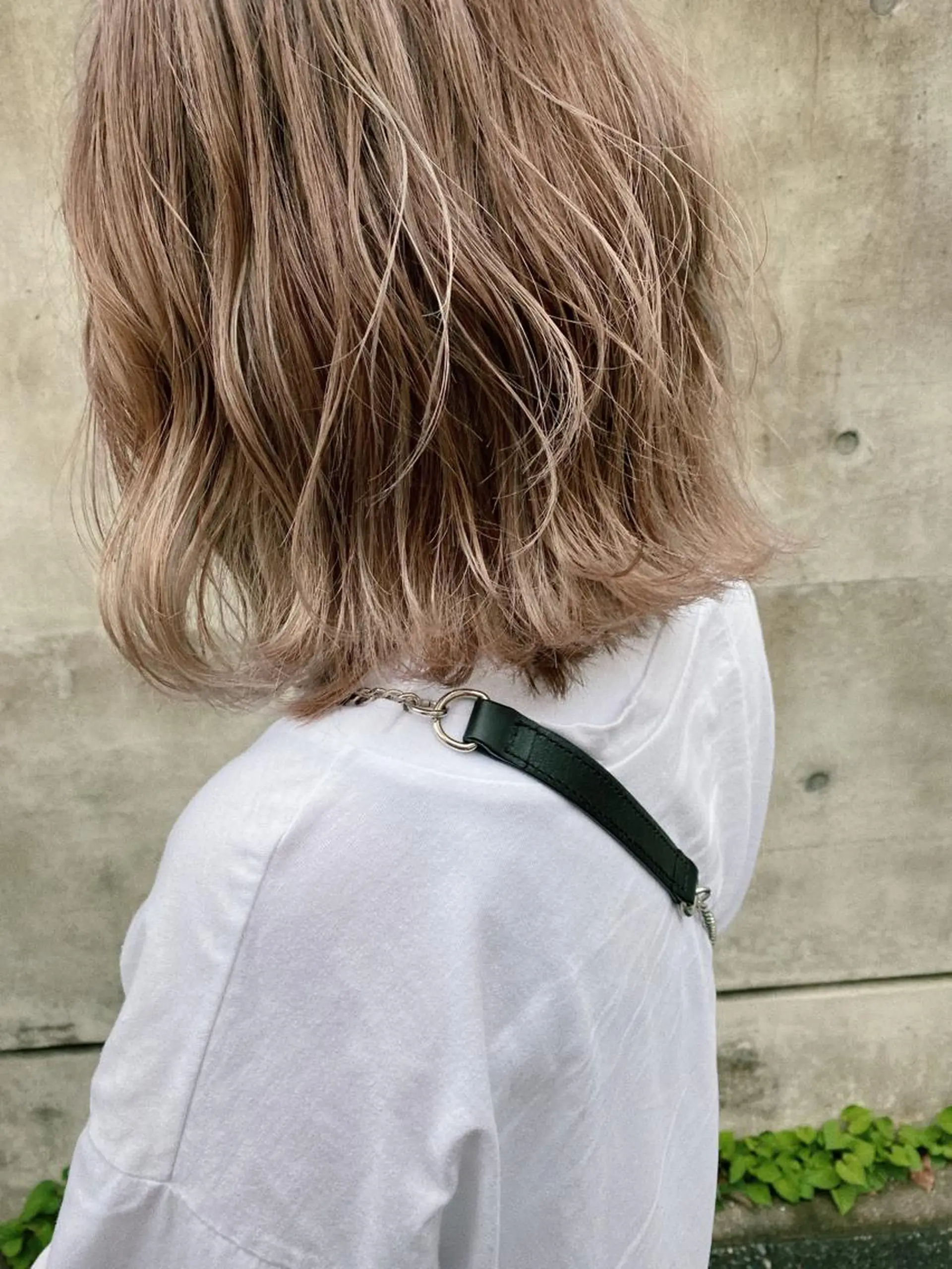 ミディアム カラー Living所属・ヨシモトリョウ 髪質改善/美髪のヘアスタイル