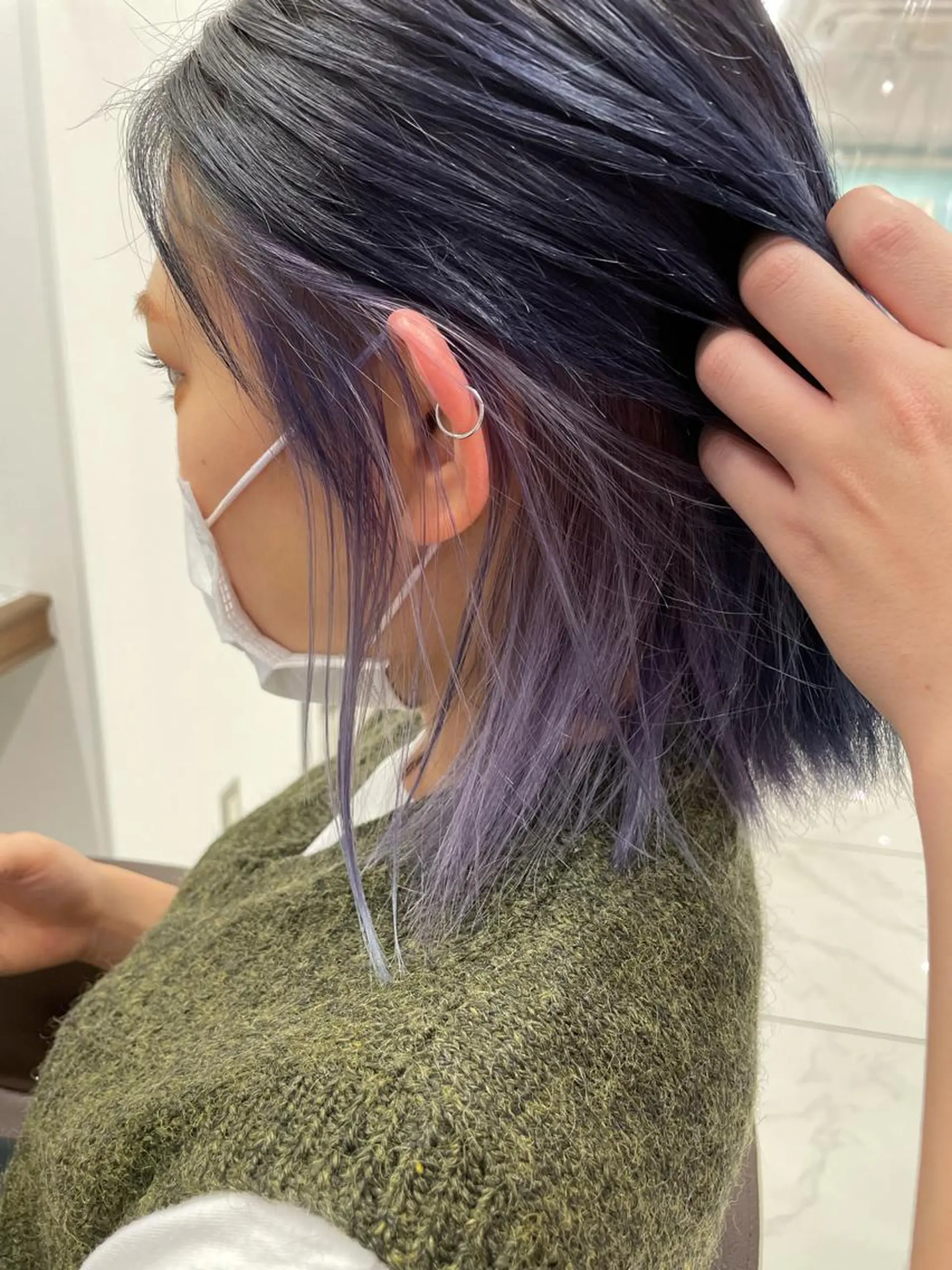 カラー 秋葉原オタク向け美容室OFF-KAi!!所属・渡部凌我 小顔ウルフ ハイトーンカラーのヘアスタイル