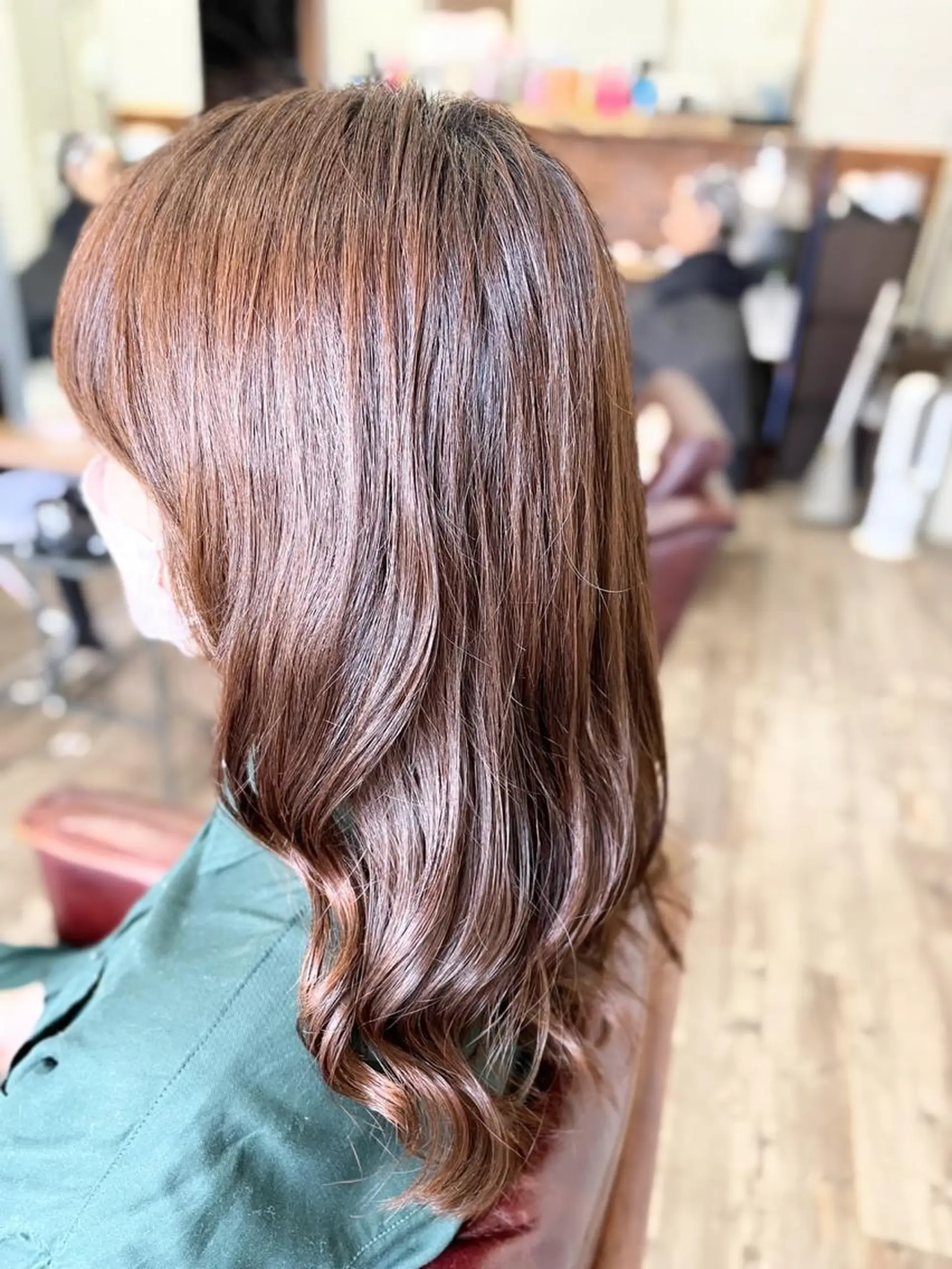 セミロング パーマ セミロングパーマ 顔周りカット 小顔カット デジタルパーマ HAIR MAKE Avalon 橋本店所属・💎白髪染めも対応 🙆👌山本明菜のヘアスタイル