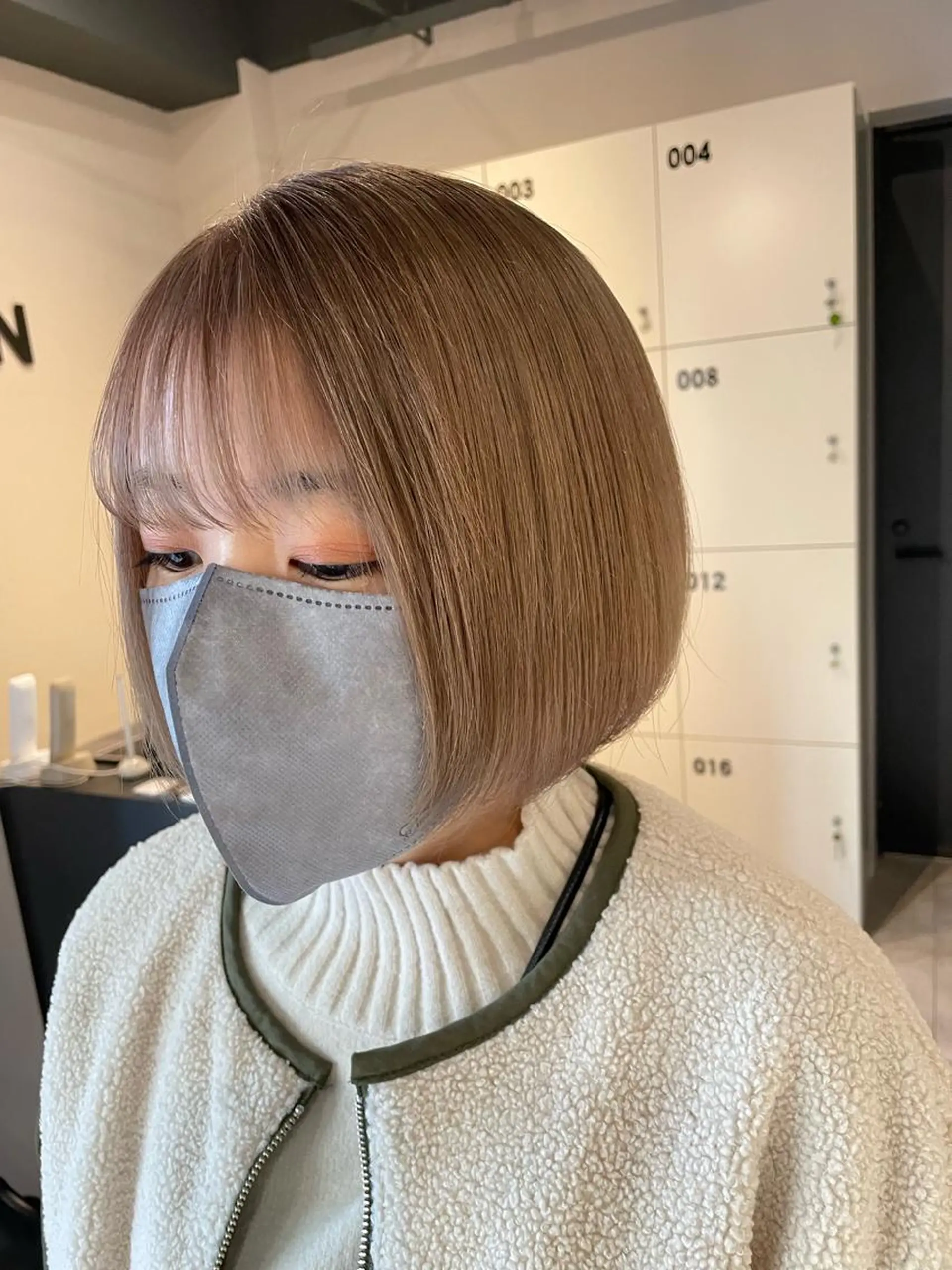 ショート カラー ベージュカラー ヘアカラー トリートメント ブリーチ👩‍🦳/ ‪✂︎MANAMIのヘアスタイル