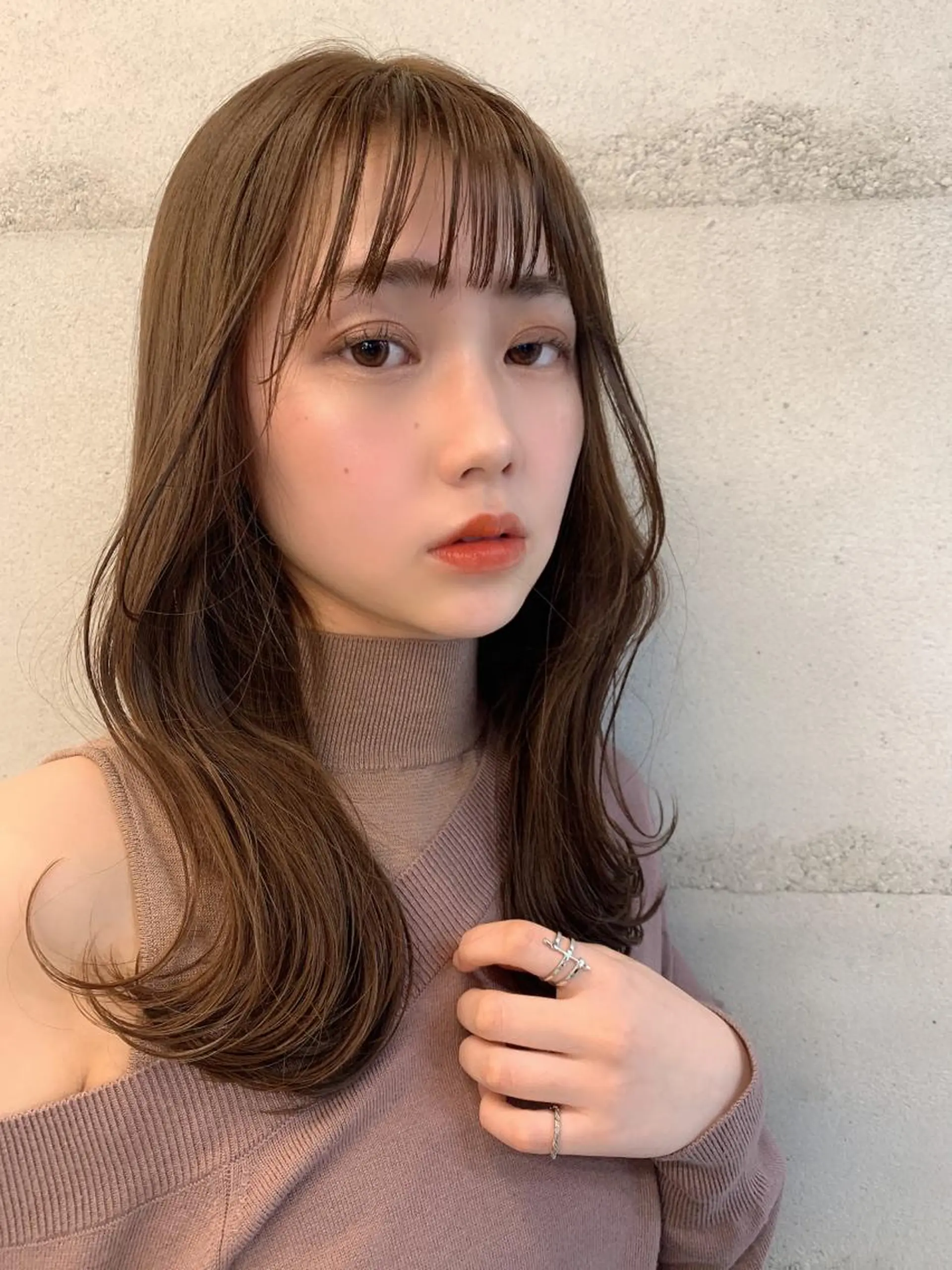 ミディアム カラー 透明感/オリーブ/ グレージュ/YUKAのヘアスタイル