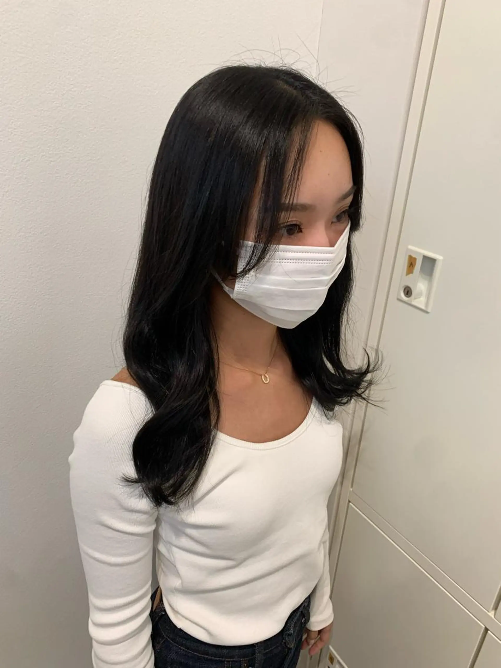 セミロング 築地 なずなのヘアスタイル