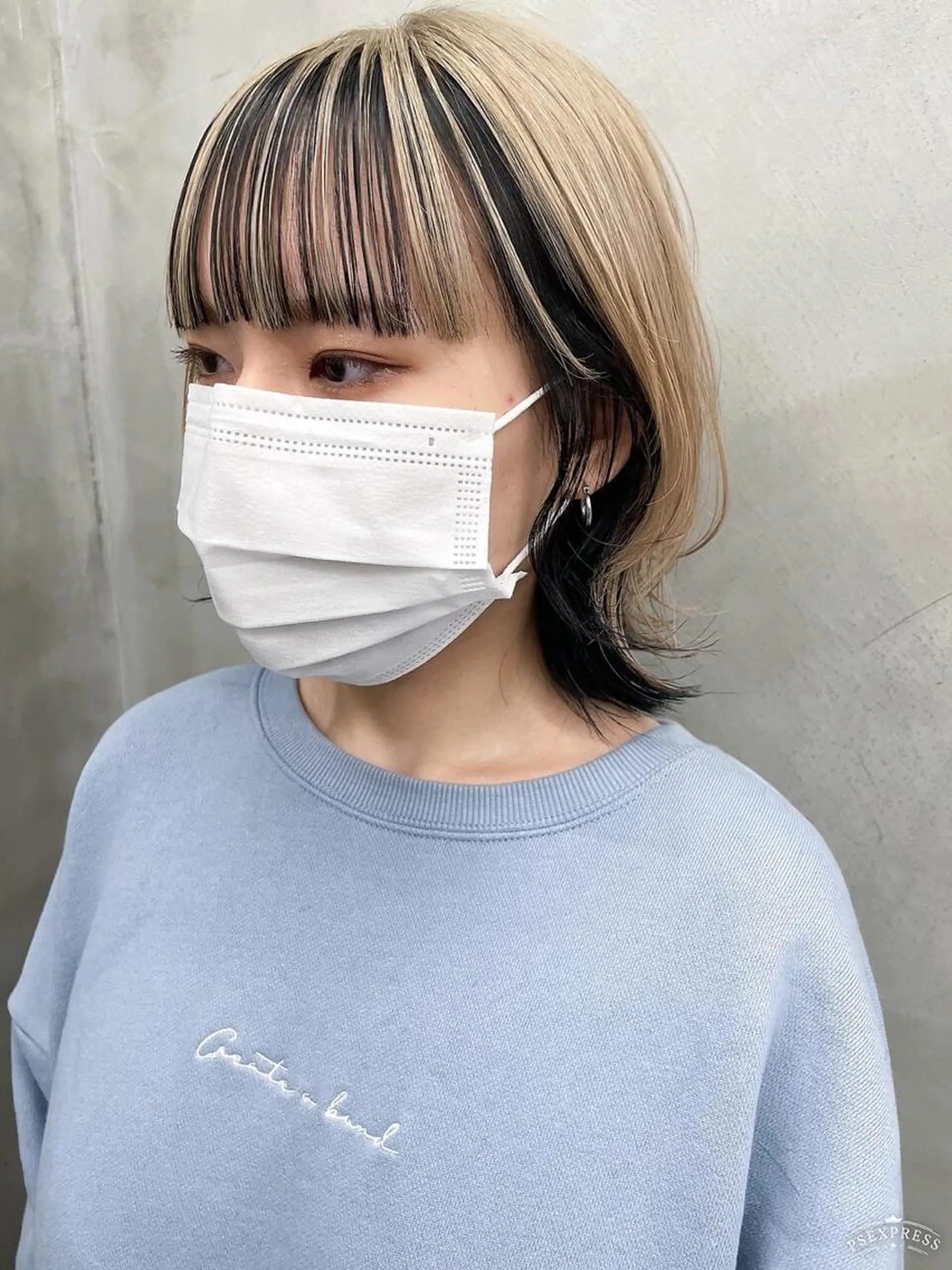 ミディアム カラー パーマ ヘアアレンジ ミディアムパーマ ツイストスパイラルパーマ バレイヤージュ ブリーチ ケアブリーチ スパイラルパーマ 🌐hina⭐️のヘアスタイル