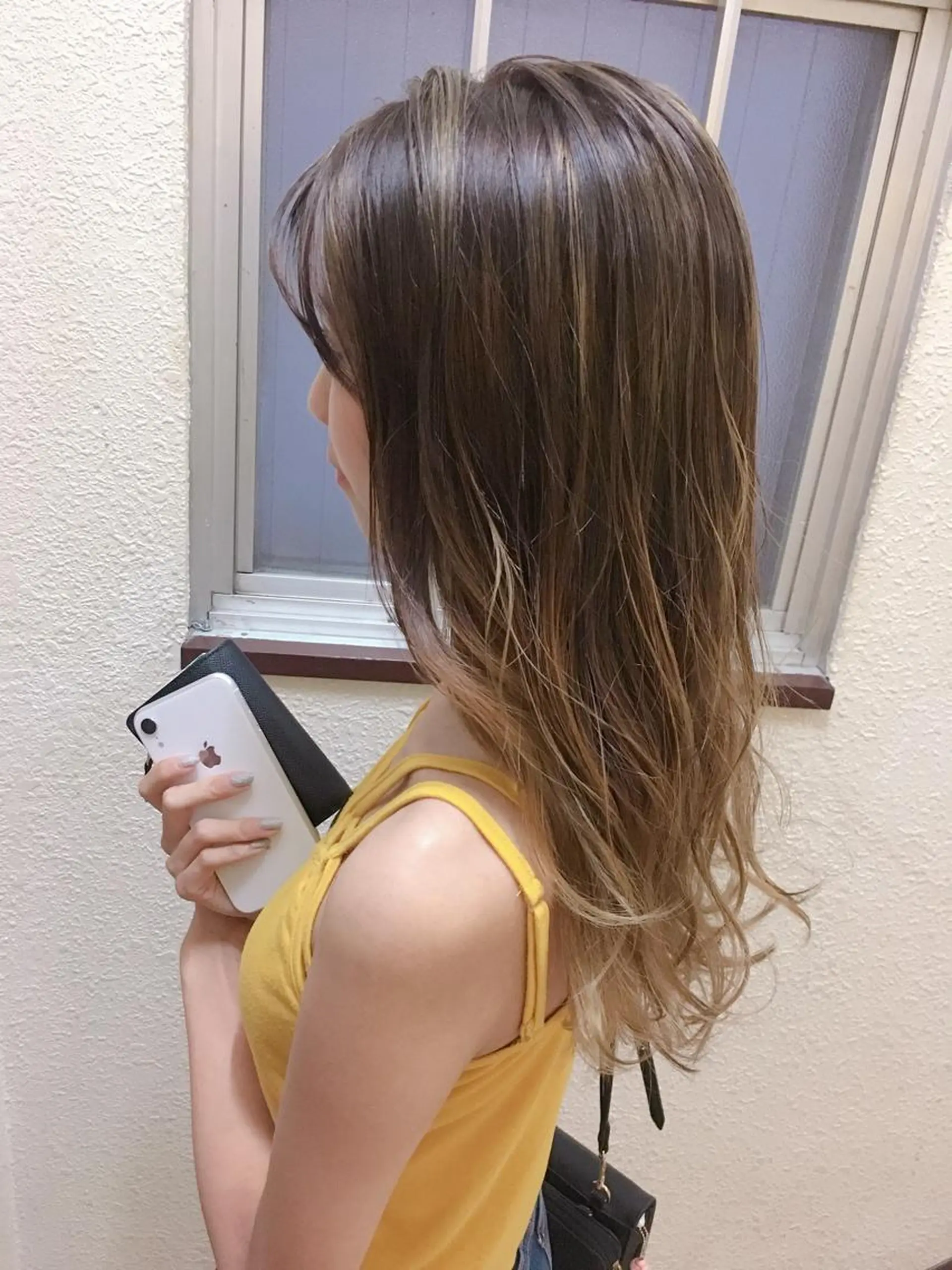 ミディアム カラー ハイトーンカラー Fuuu《フゥ》所属・シノザキ シンゴのヘアスタイル