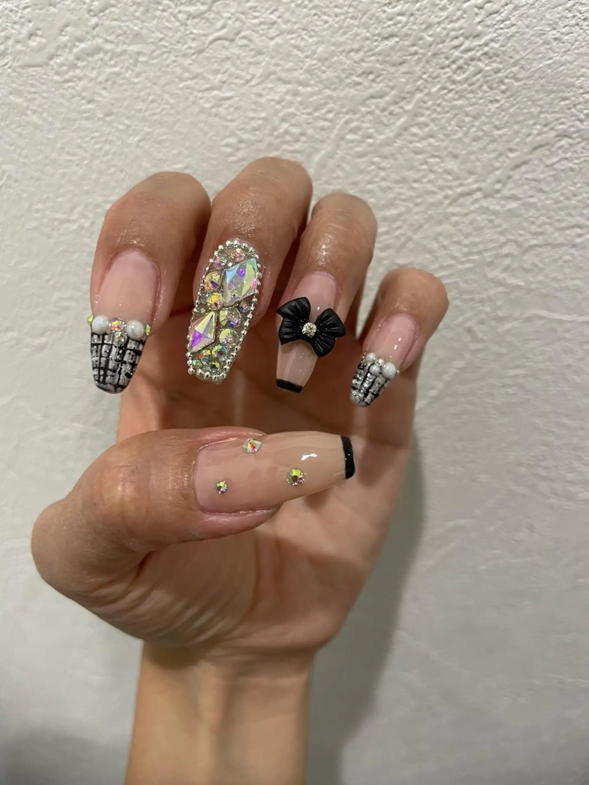 ネイル リボン Raviliss ♡のネイルデザイン