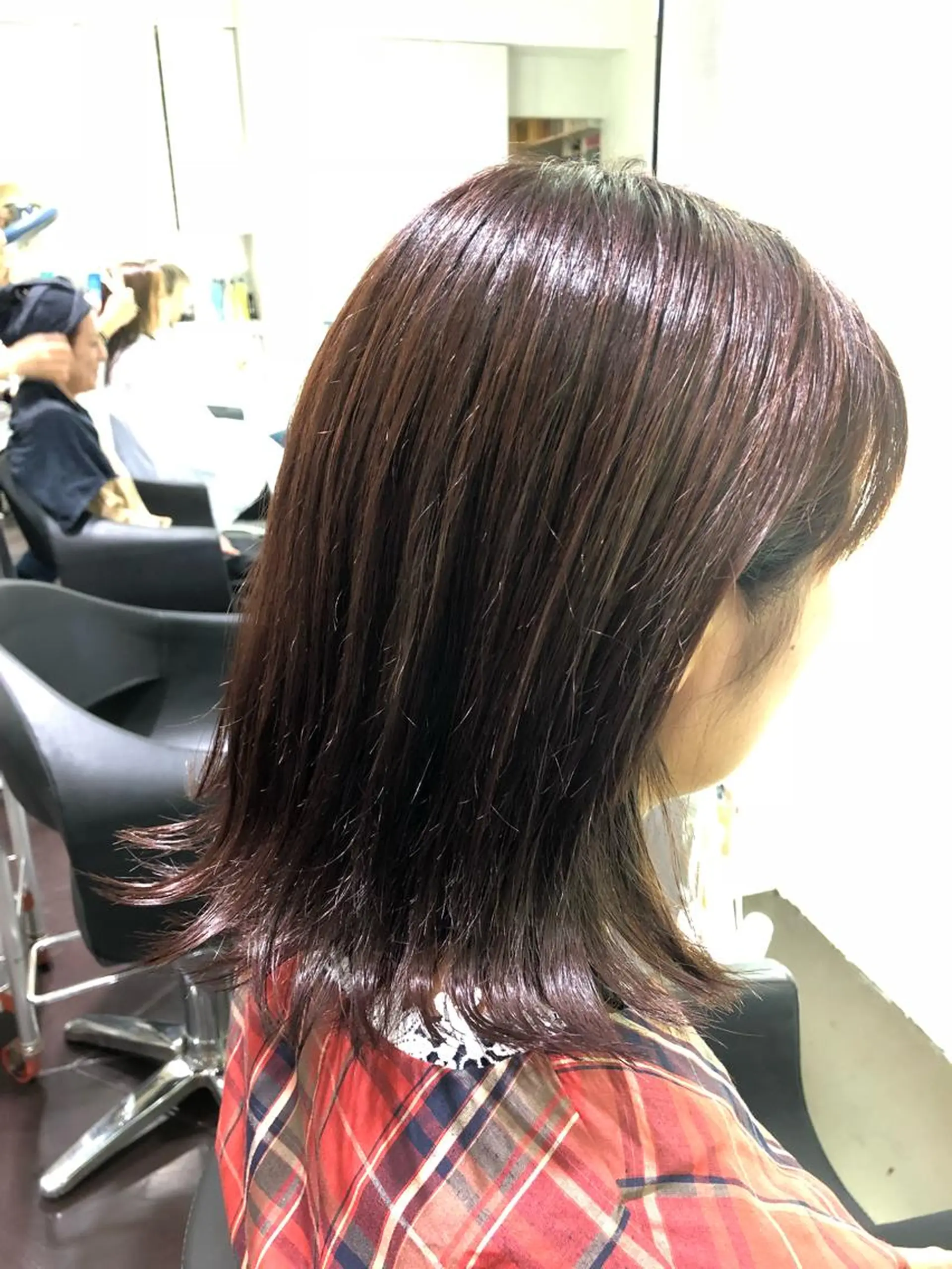 ミディアム 外ハネヘア 西山 恵太郎のヘアスタイル