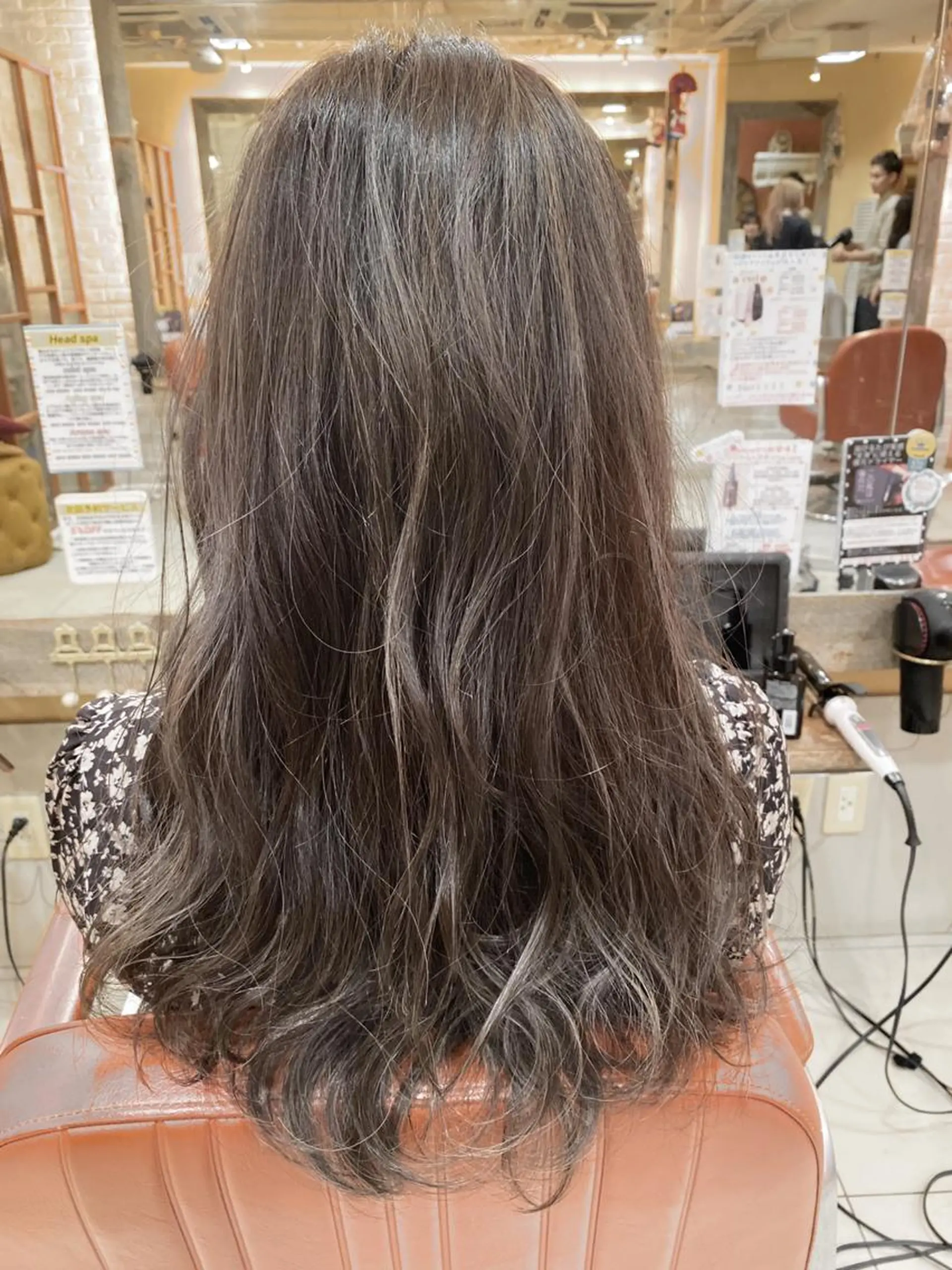 ミディアム カラー ヘアアレンジ ミディアムパーマ ブリーチ 透明感カラー ハイライトカラー ボブ 増子 幹樹のヘアスタイル