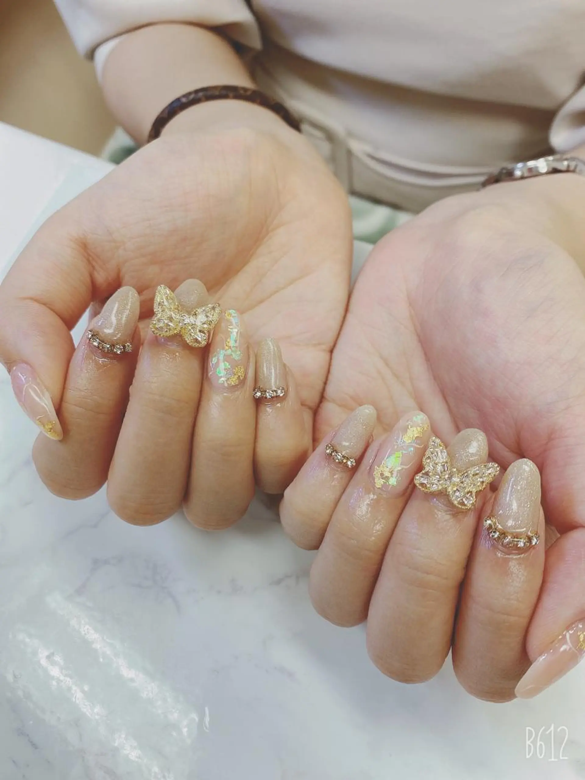 ミディアム ハンドネイル JNA認定講師🌸 RIEのネイルデザイン