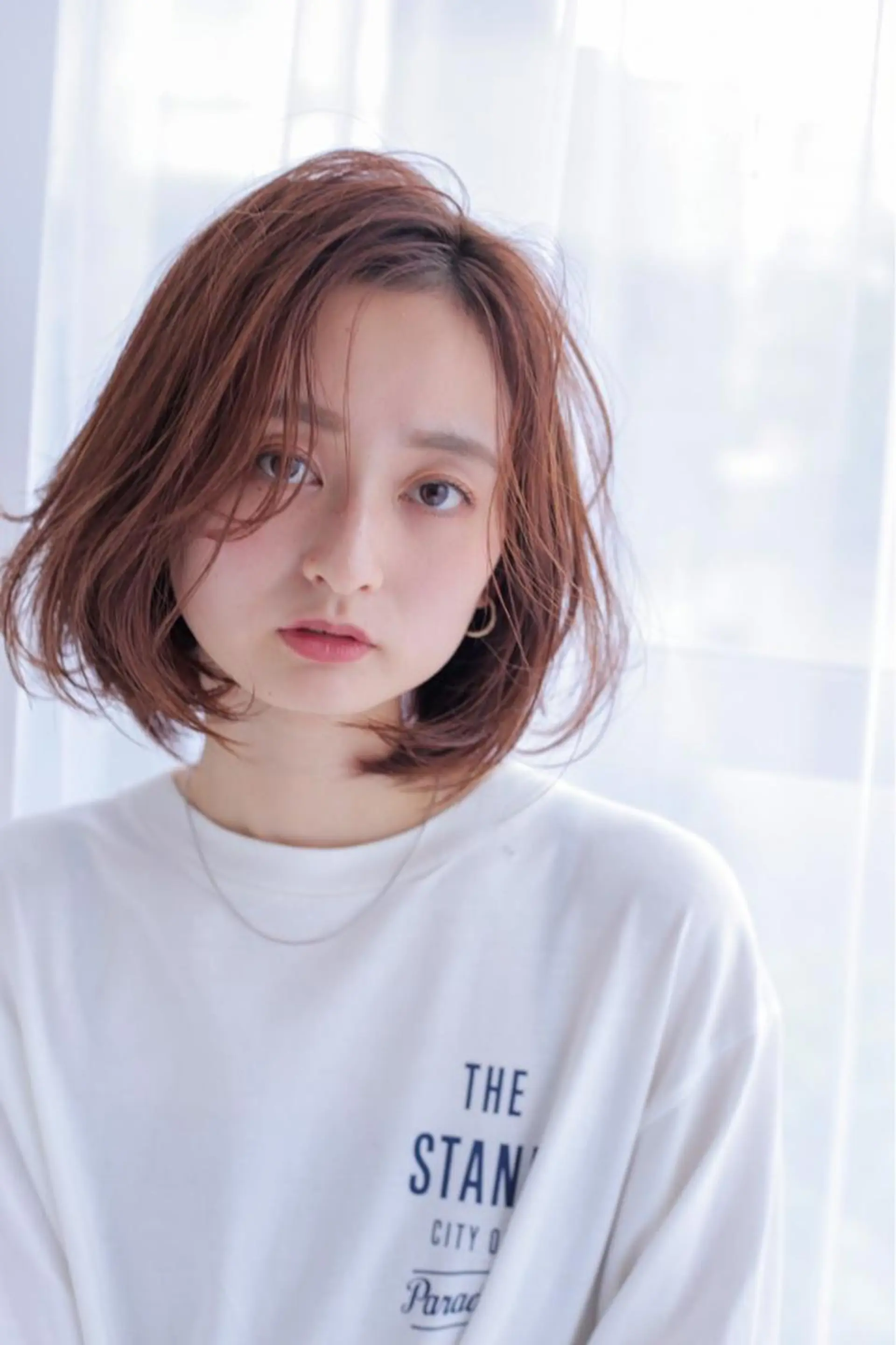 ミディアム カラー ミディアムパーマ アッシュ ブリーチ ケアブリーチ 透明感カラー カット ヘアカラー トリートメント モリシュンスケ /レイヤー/髪質改善のヘアスタイル