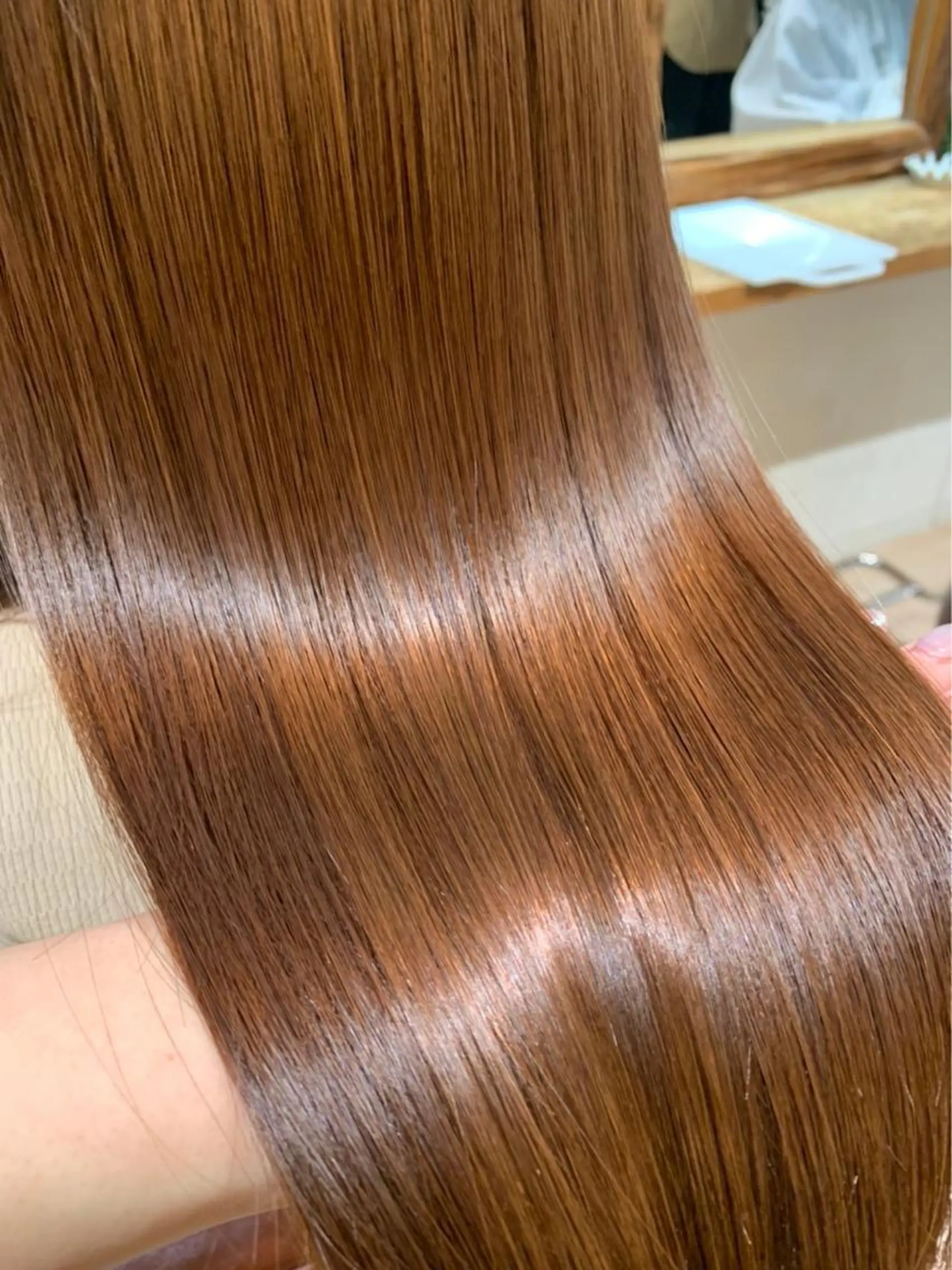 セミロング トリートメント ﾎｯﾄﾍﾟｯﾊﾟｰ に移行中【かな】のヘアスタイル