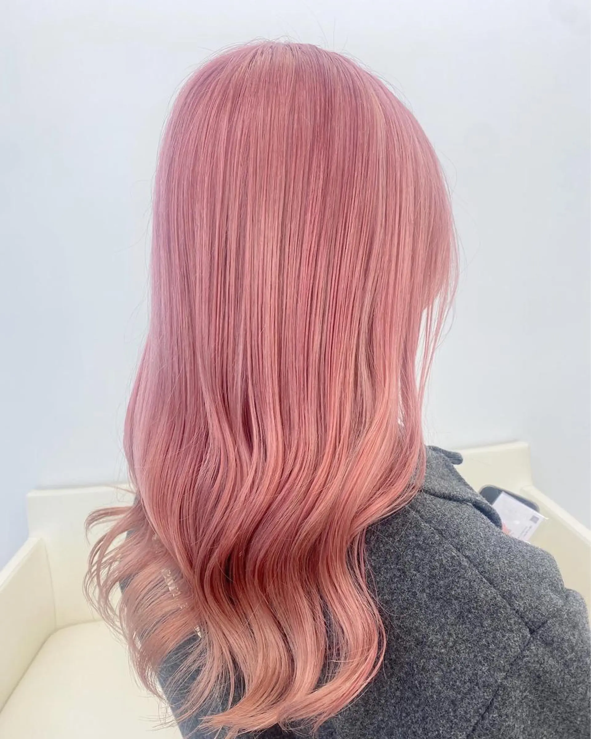 セミロング カラー 🌈haru🌻 藤沢ハイトーン🌈のヘアスタイル