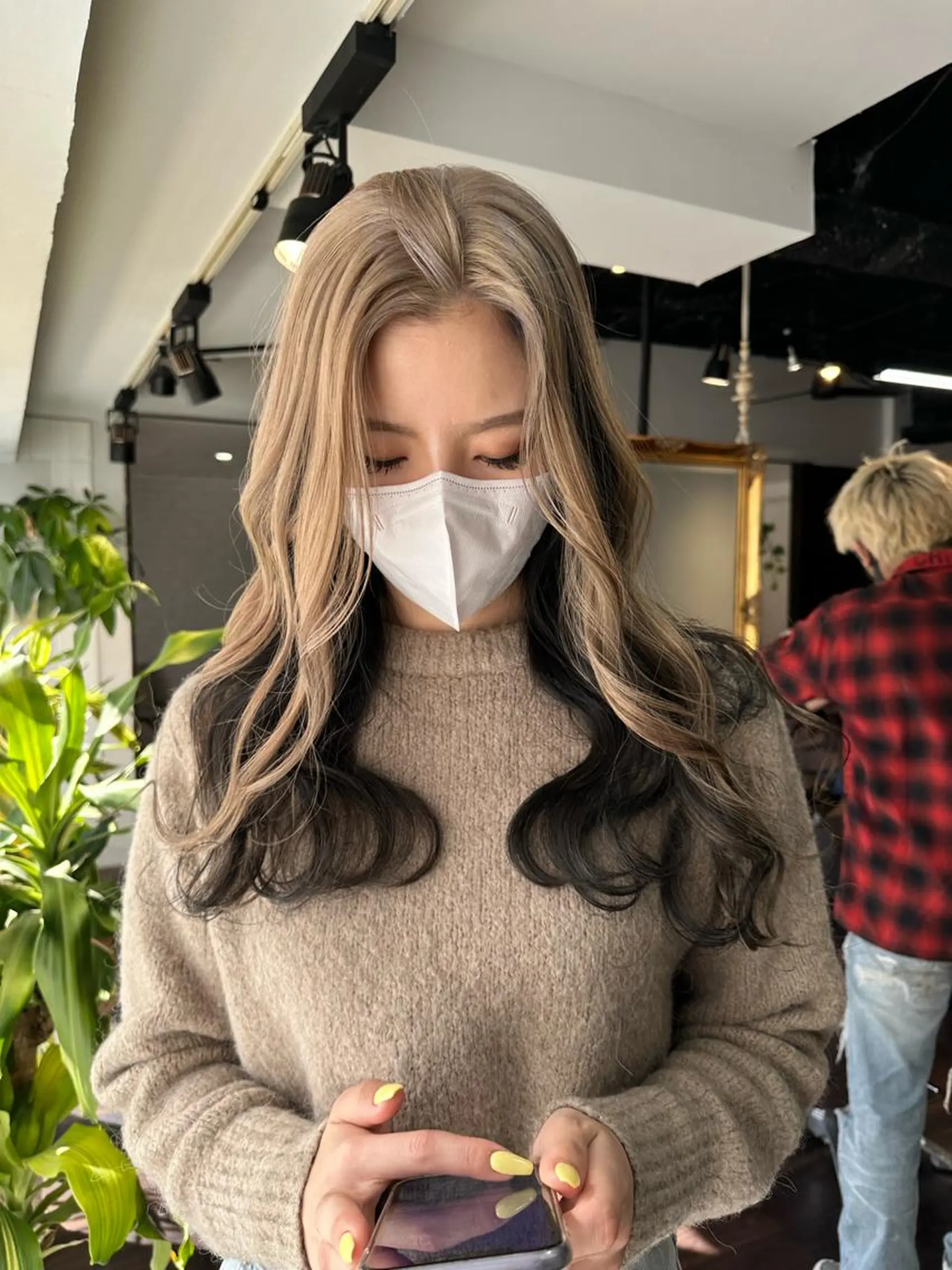 ロング カラー アディクシーカラー ブリーチ ケアブリーチ デザインカラー ハイトーンカラー カット ヘアカラー トリートメント ワンホンヘア ケラチン/Kaitoのヘアスタイル