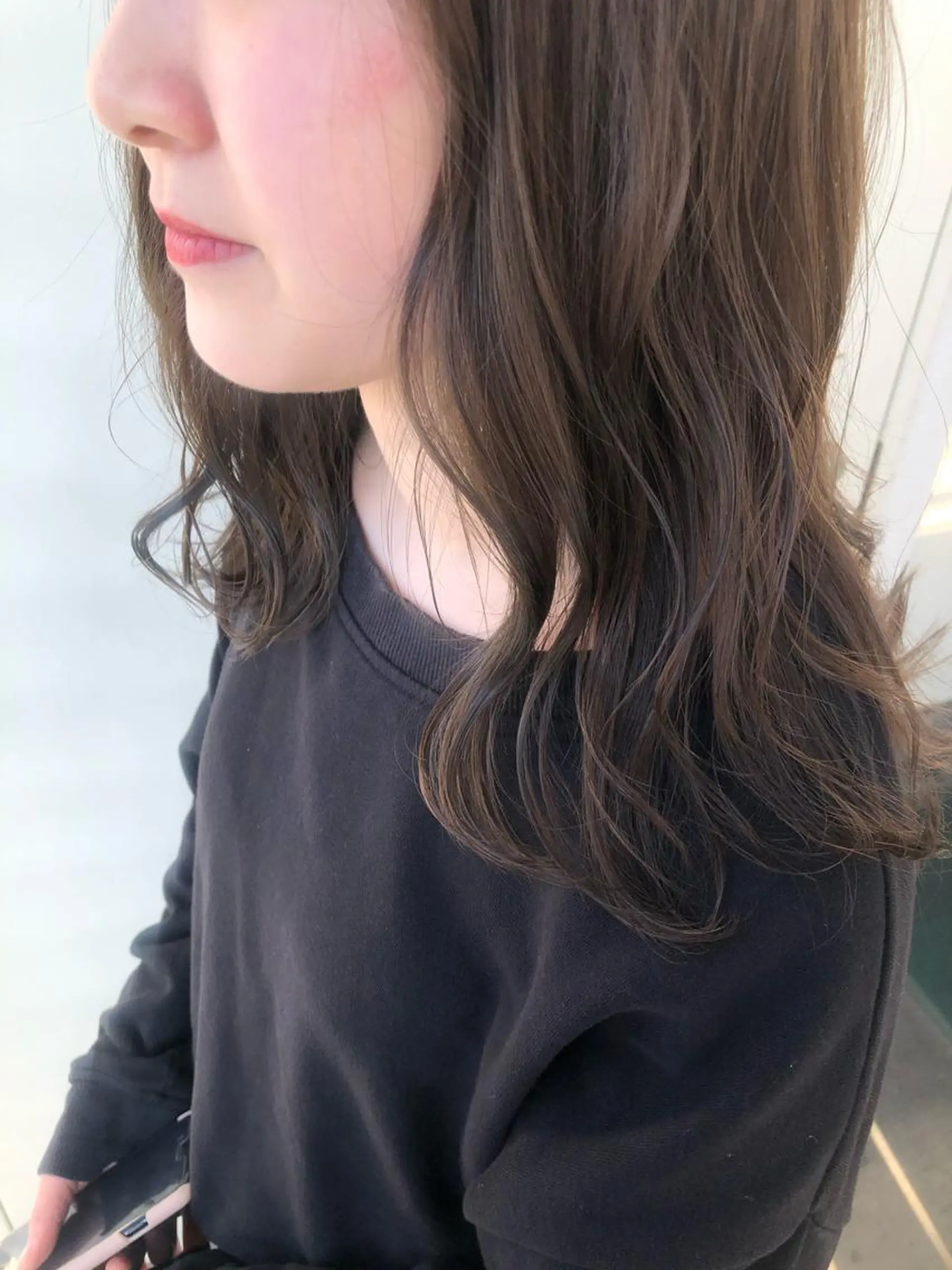 ミディアム カラー 韓国ヘア顔周りカット 艶髪ベージュtamaのヘアスタイル