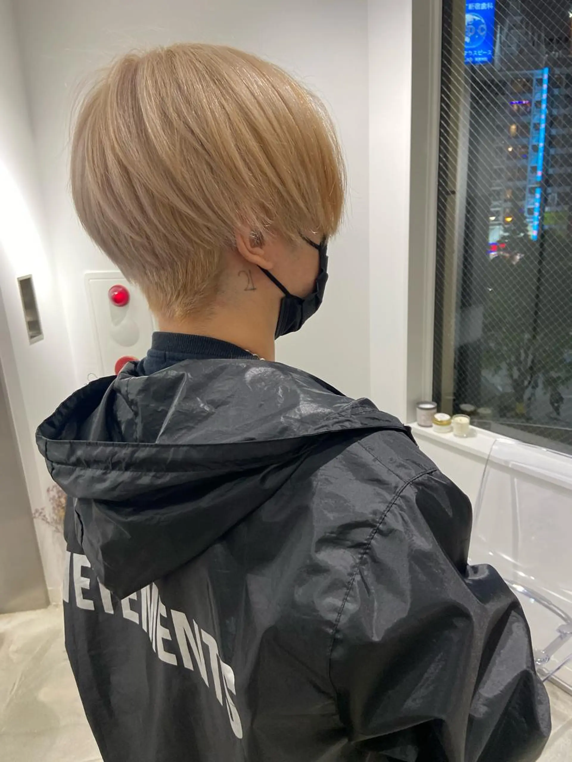 カラー メンズ メンズブリーチ メンズ韓国風 ブリーチ ブロンド ケアブリーチ カット ヘアカラー トリートメント 新宿/韓国ヘア 中明度カラー/かやのヘアスタイル