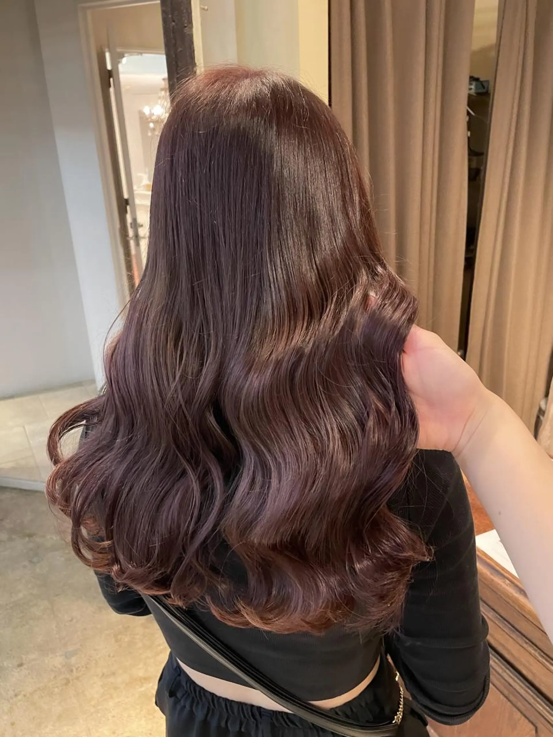 ロング FERIA梅田🖤 透明感カラー🎀のヘアスタイル