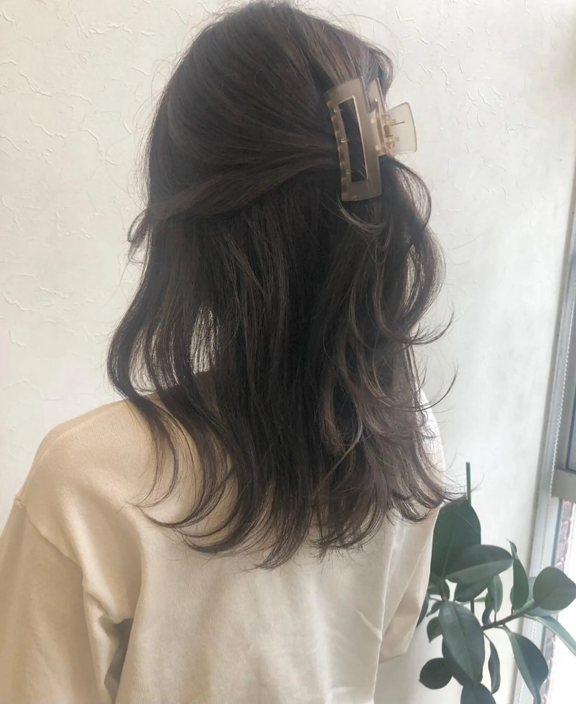 セミロング カラー nakahara madokaのヘアスタイル