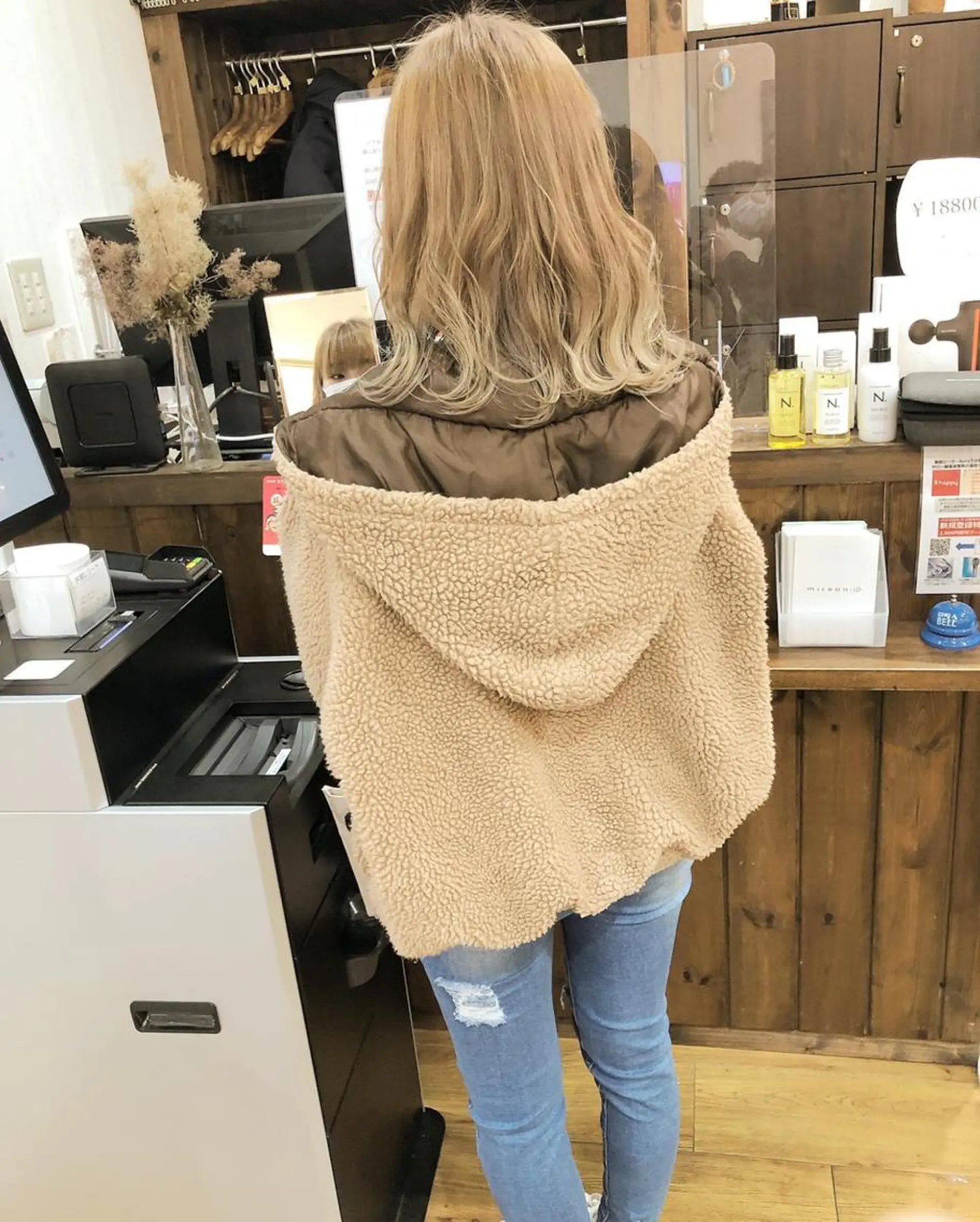 カラー アディクシーカラー アッシュ ブリーチ ダブルカラー グラデーションカラー 🌈ハイトーン/ ワタル🌈のヘアスタイル