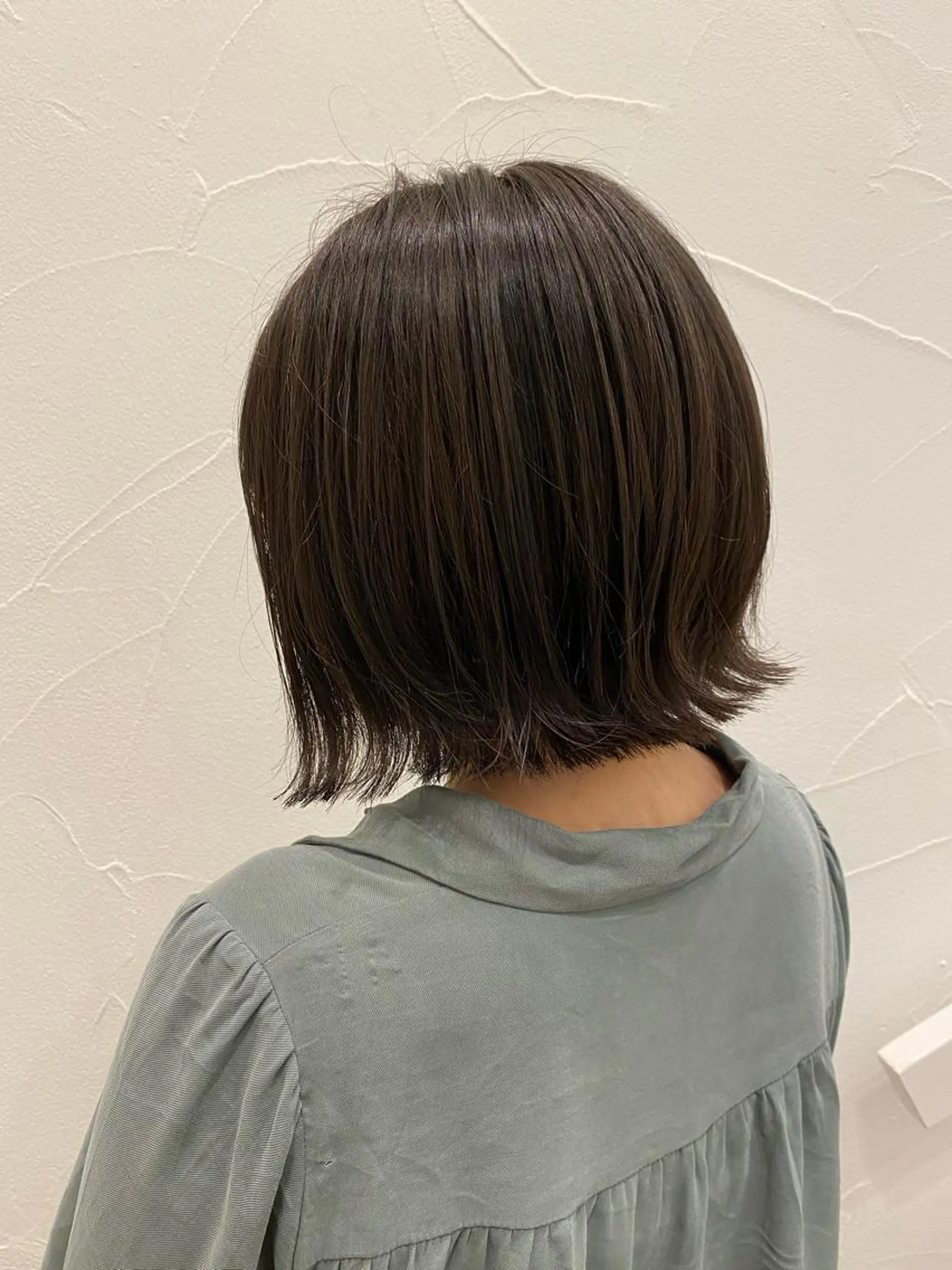 ショート カラー グレージュ イルミナカラー Ash中目黒店 榊間茜のヘアスタイル