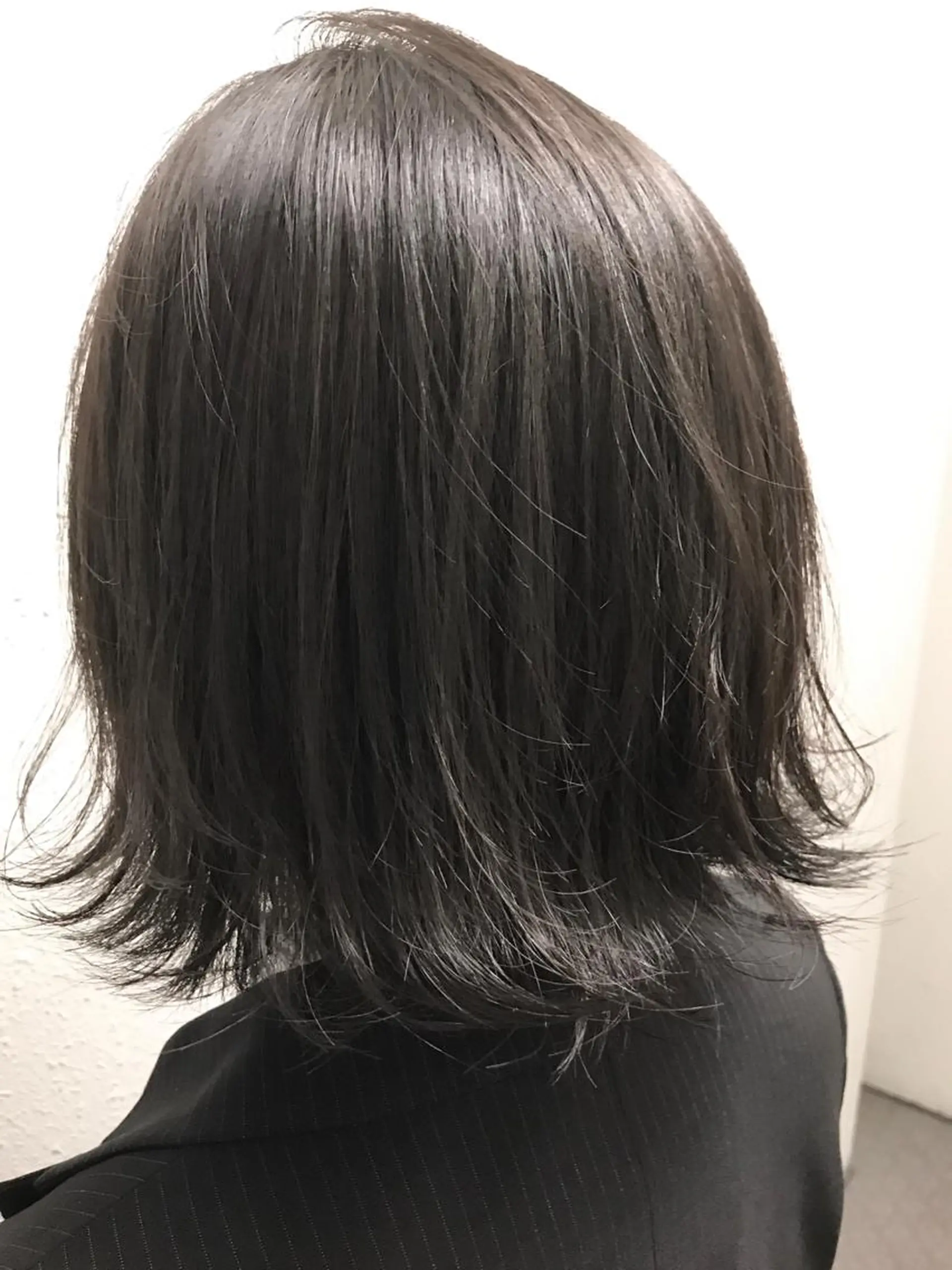 ミディアム 外ハネヘア 緑地公園美容室 neohairのヘアスタイル