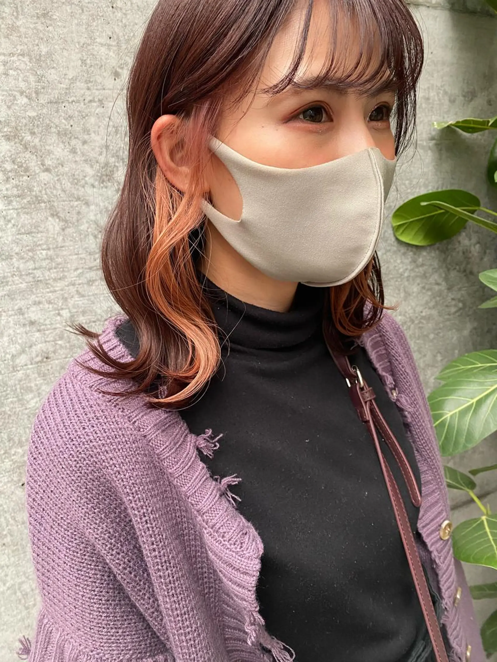 セミロング カラー カシス clomus所属・YUKA艶髪 🌸寛ぎ部屋のヘアスタイル