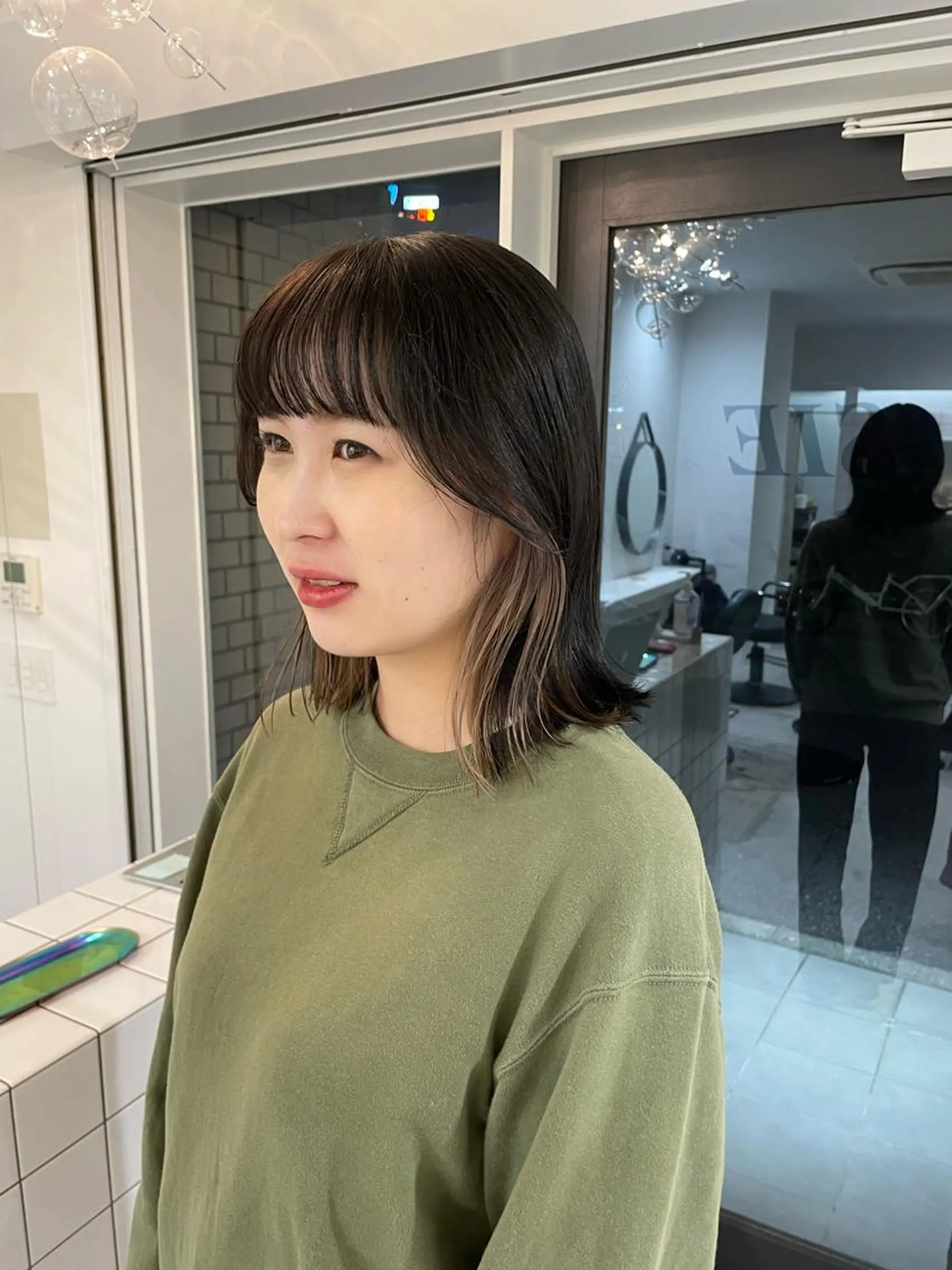 ミディアム カラー Koto🌿 ブリーチなしカラーのヘアスタイル