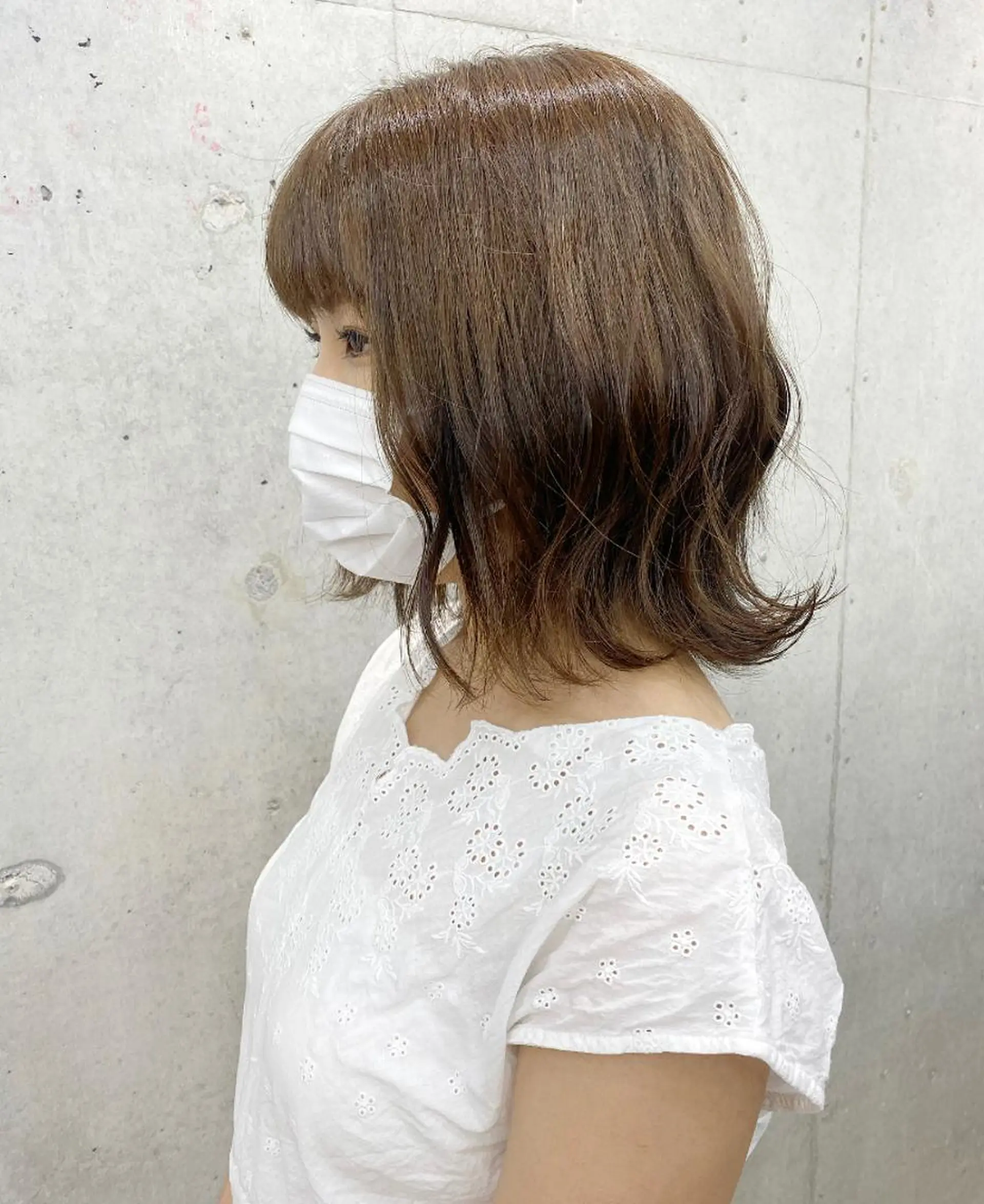 ミディアム カラー オリーブ/アッシュ やわらか透明感カラーのヘアスタイル