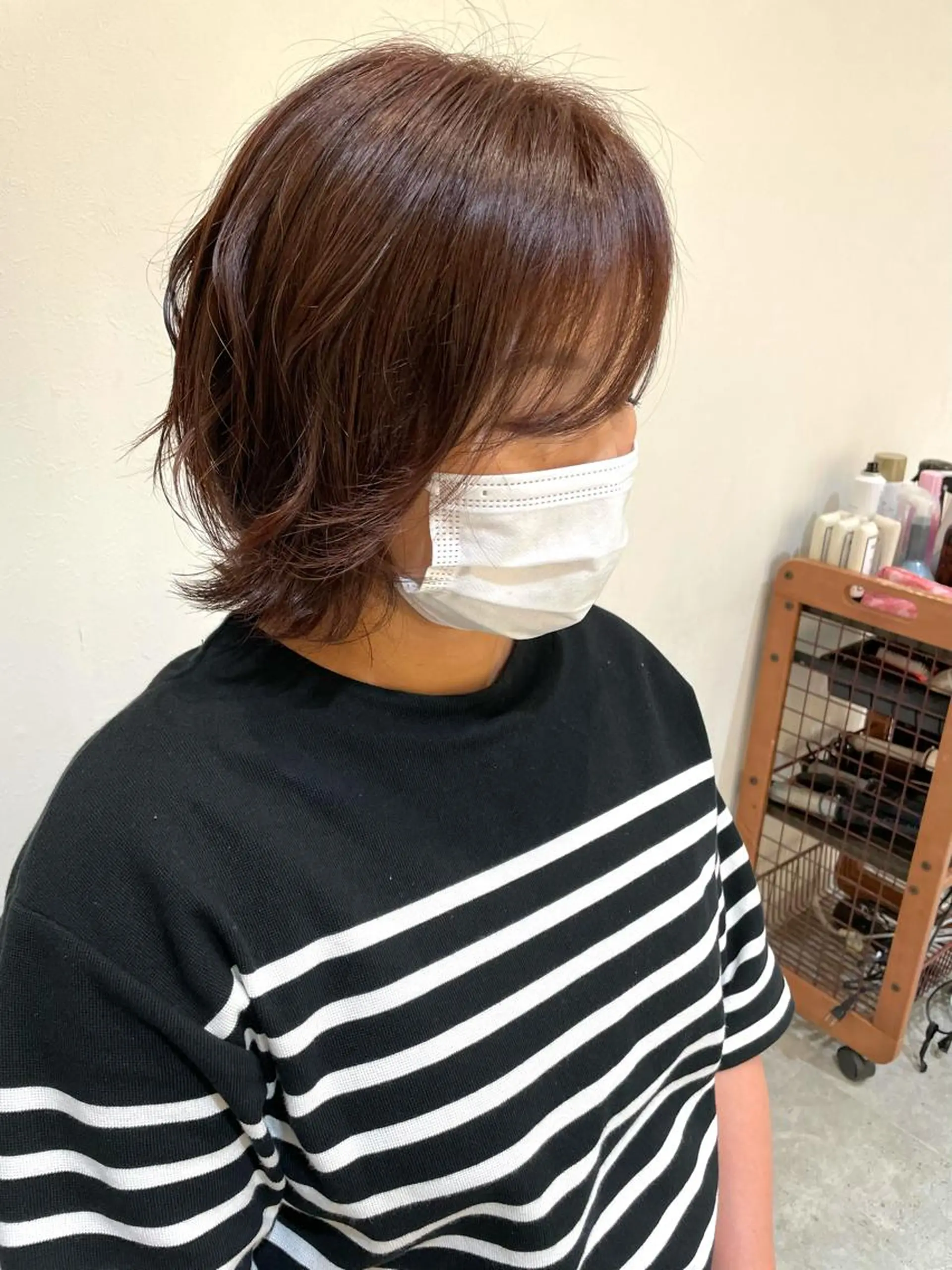 カラー 新谷 玲日のヘアスタイル