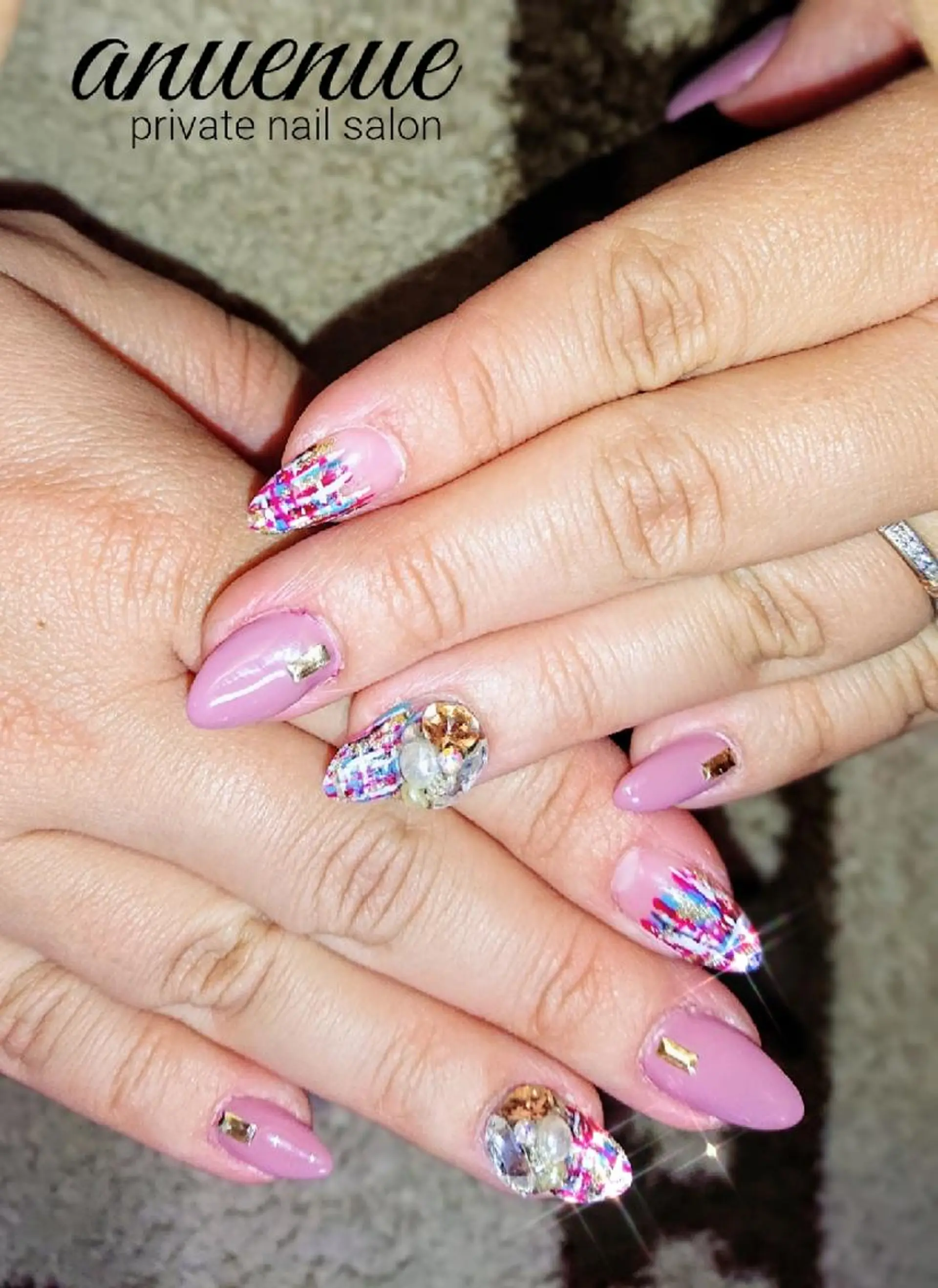 ネイル ハンドネイル ハンドケア anuenu eのネイルデザイン