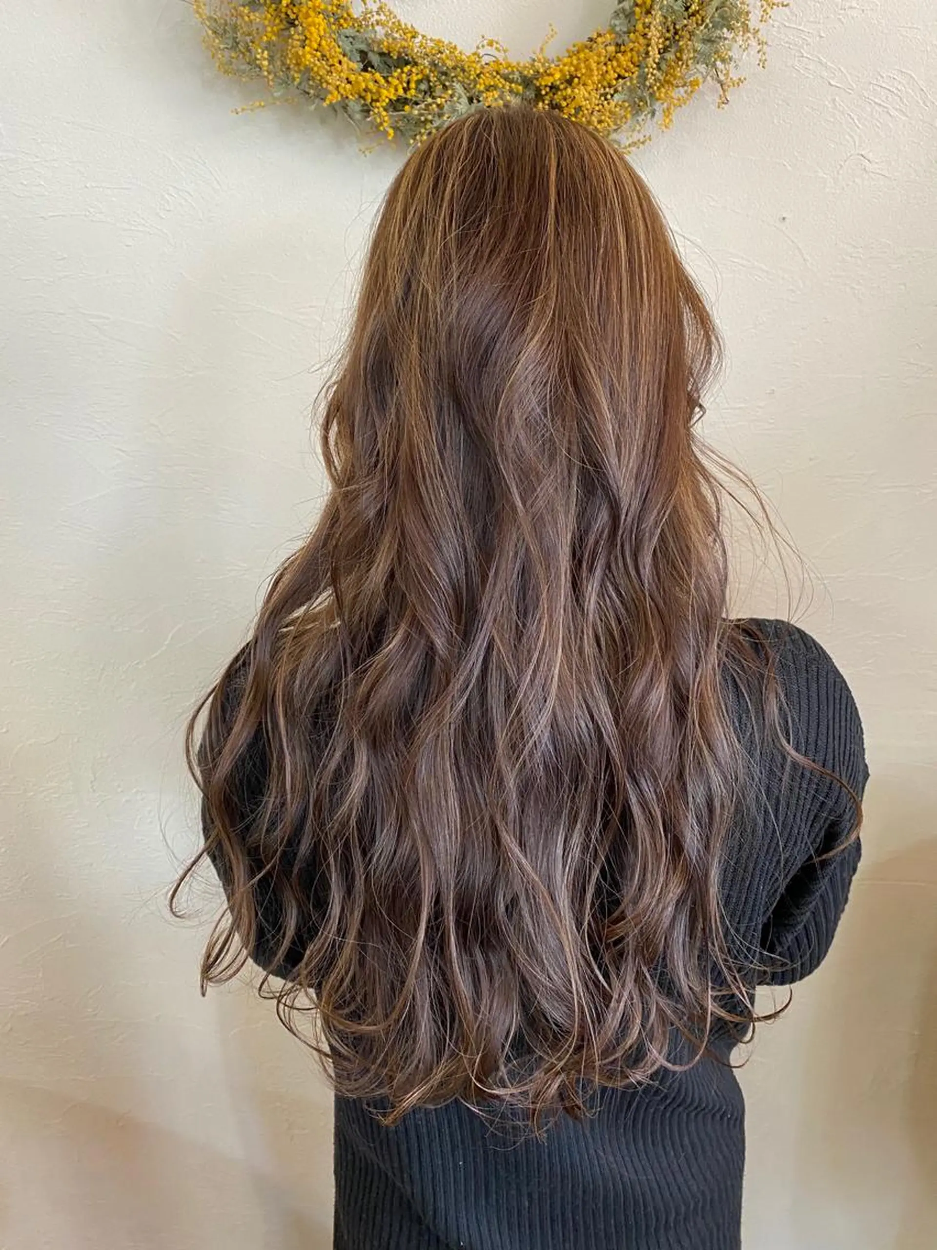 ロング カラー ハイライトカラー ハイライト カット ヘアカラー トリートメント ENIF ヤマグチアツコのヘアスタイル