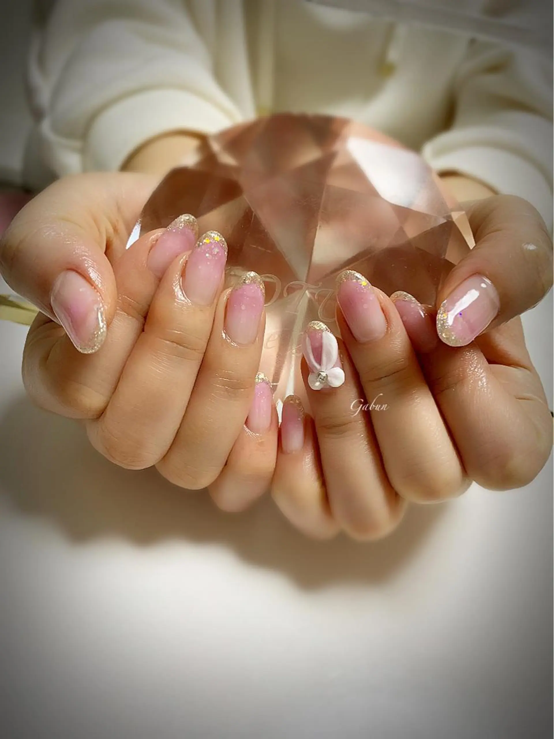 ネイル リボン ハンドネイル ハンドケア LOTUS ネイルサロンのネイルデザイン