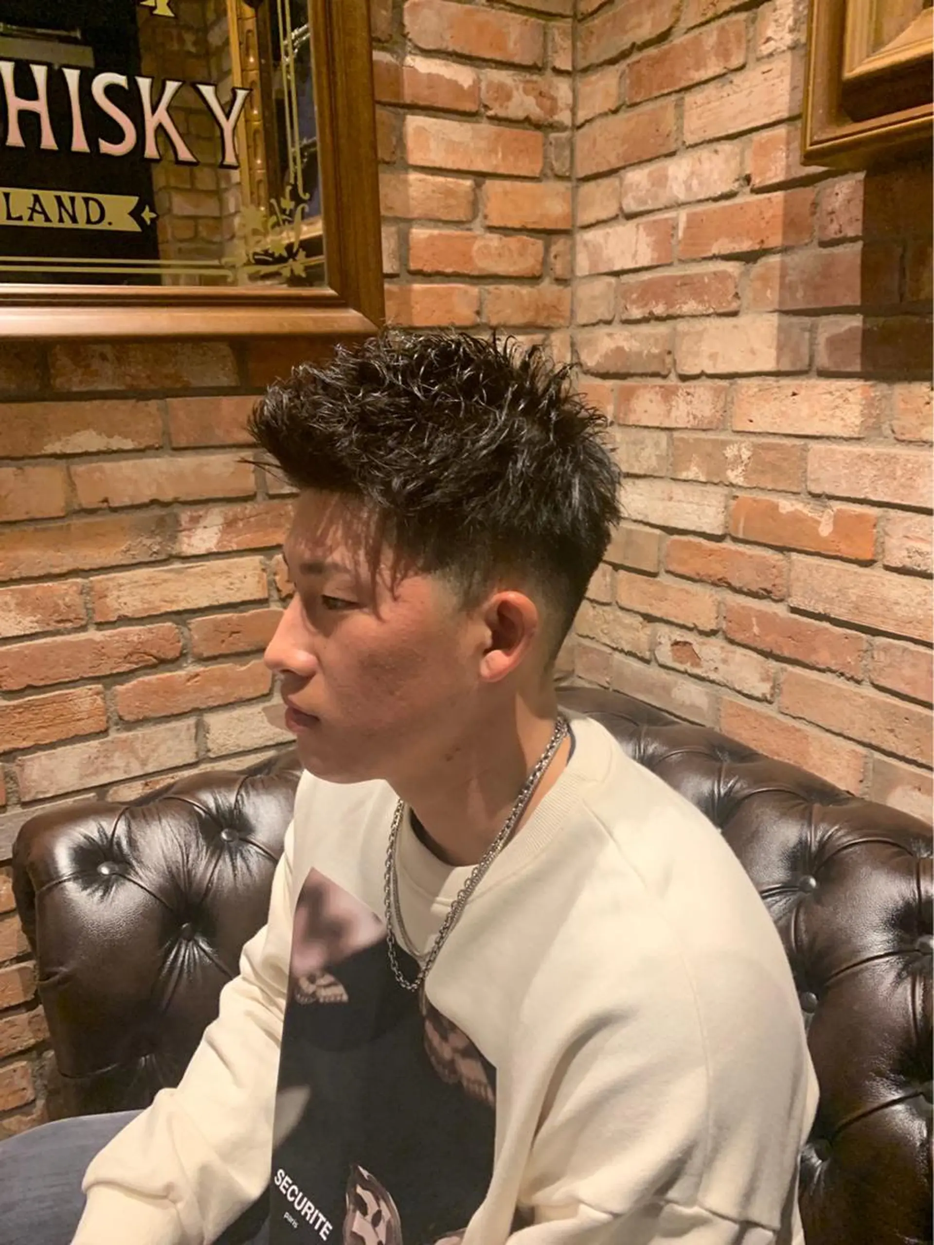 ショート 岡部 迅のヘアスタイル